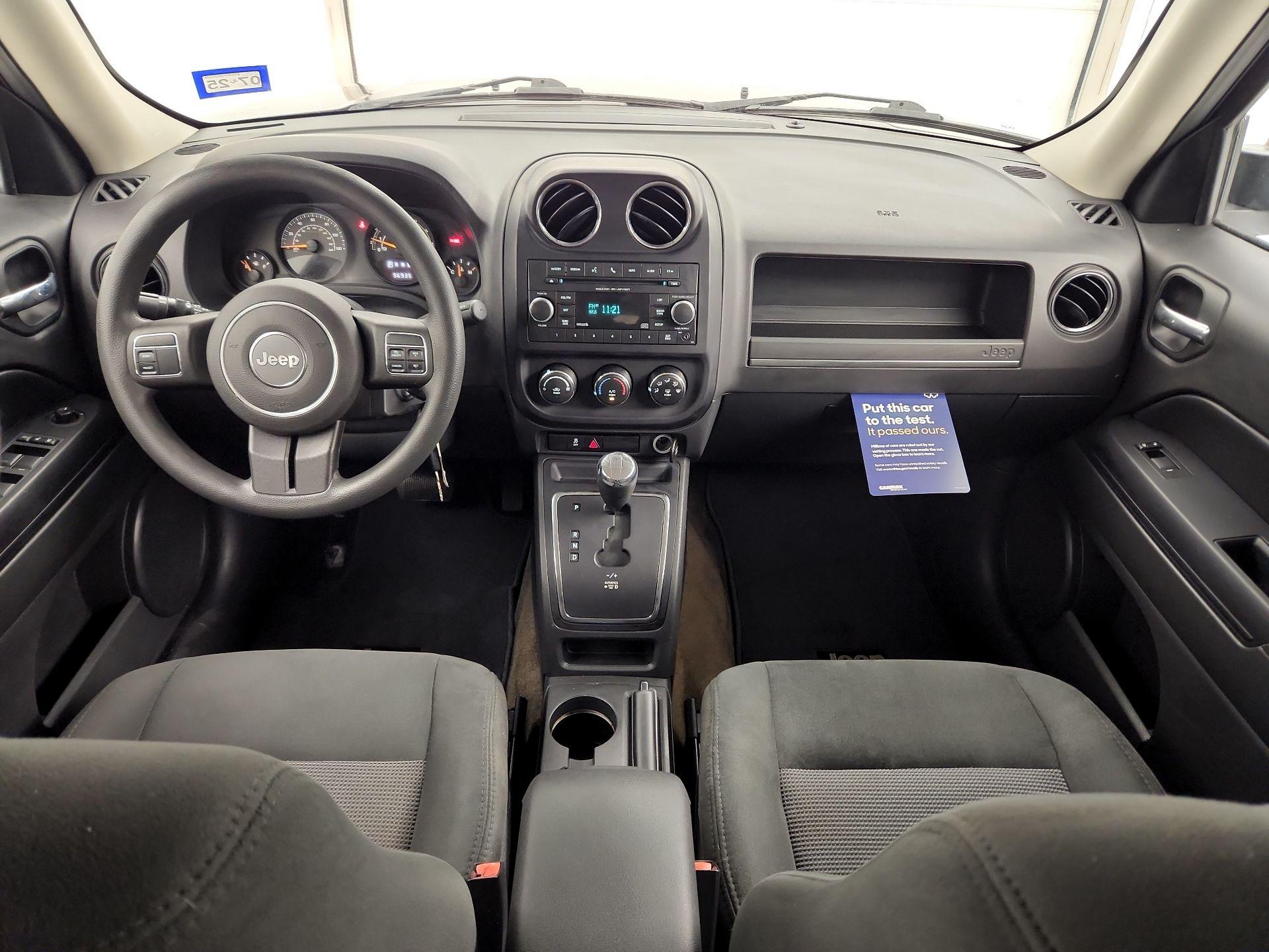 Thumbnail: 2016 Jeep Patriot - 9
