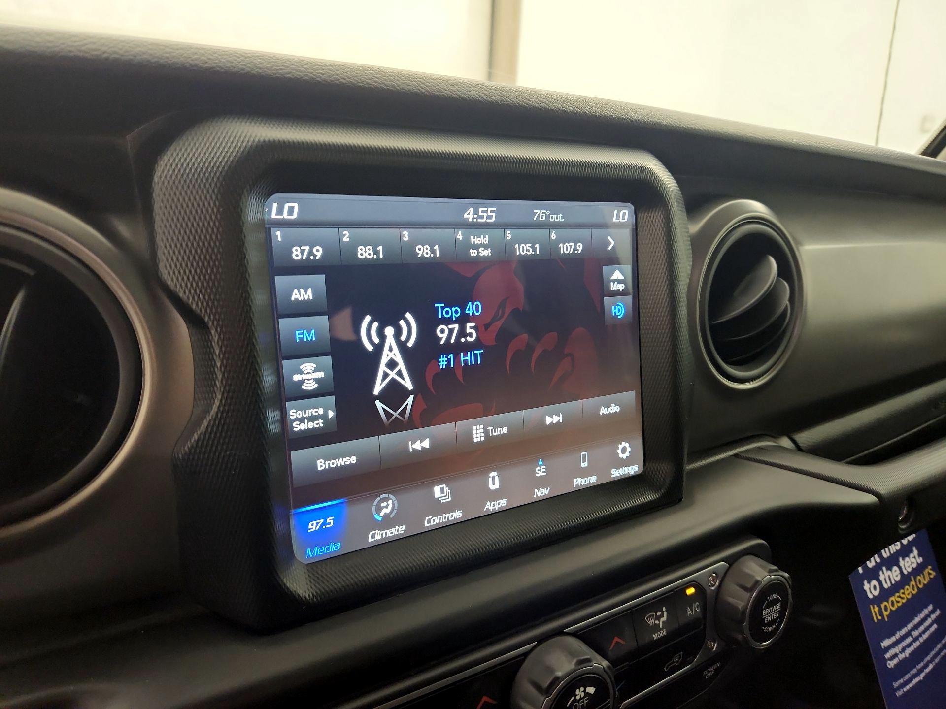 Thumbnail: 2022 Jeep Wrangler - 16