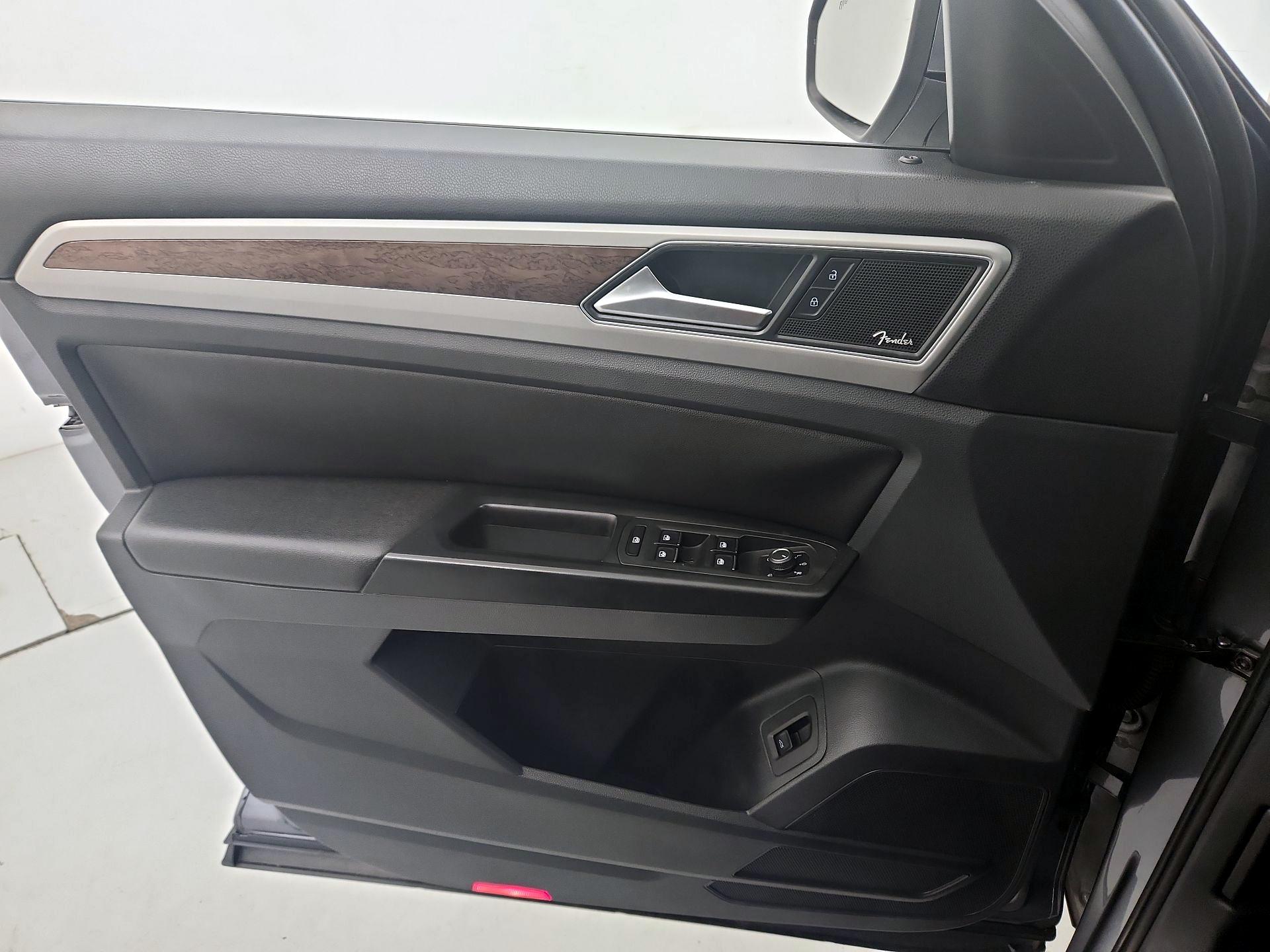 Thumbnail: 2018 Volkswagen Atlas - 12
