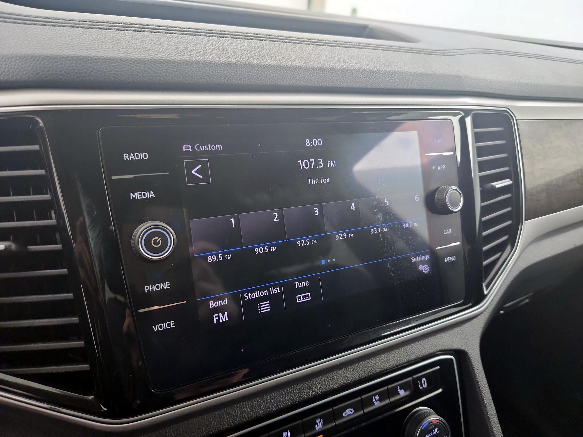 Thumbnail: 2018 Volkswagen Atlas - 16