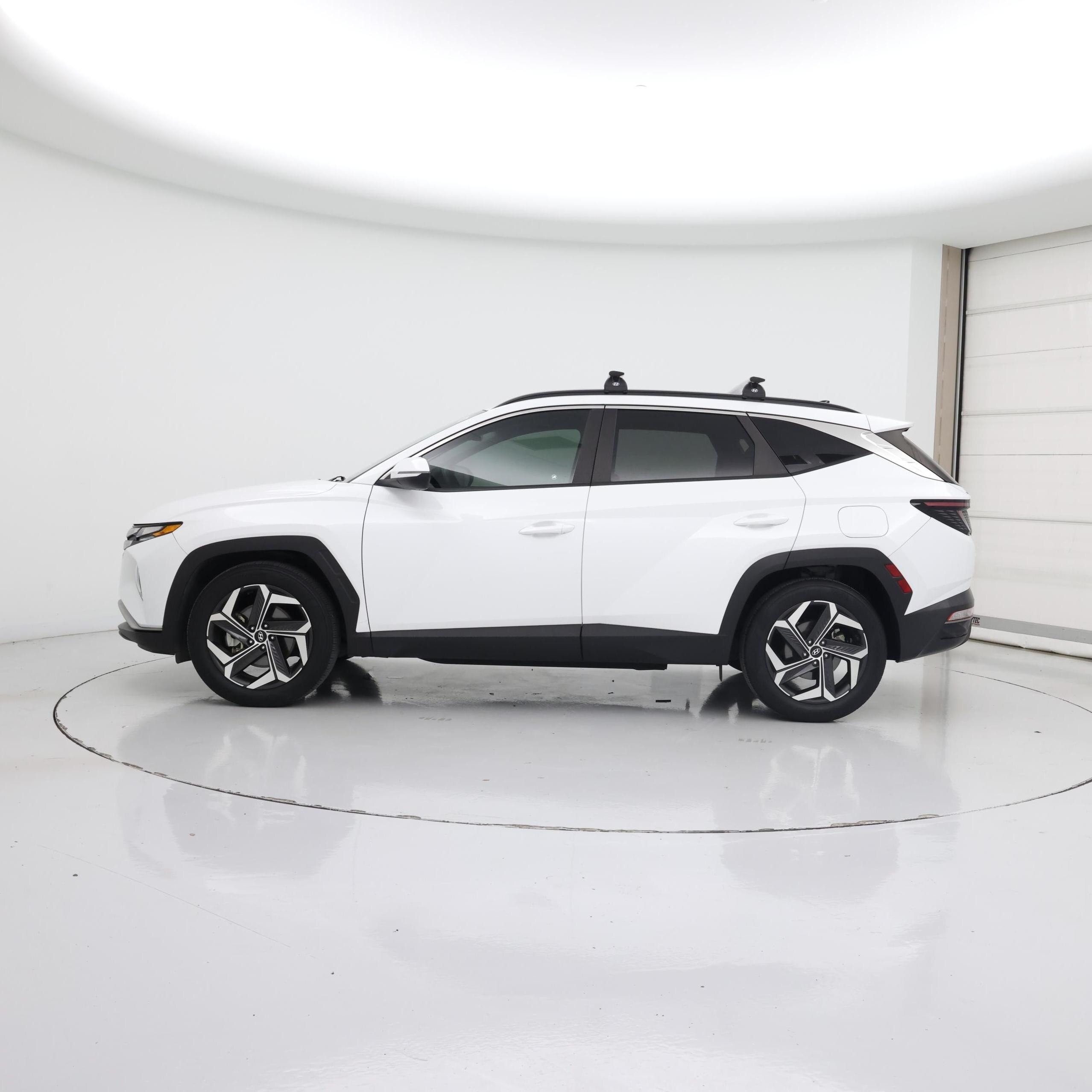 Thumbnail: 2022 Hyundai Tucson - 3