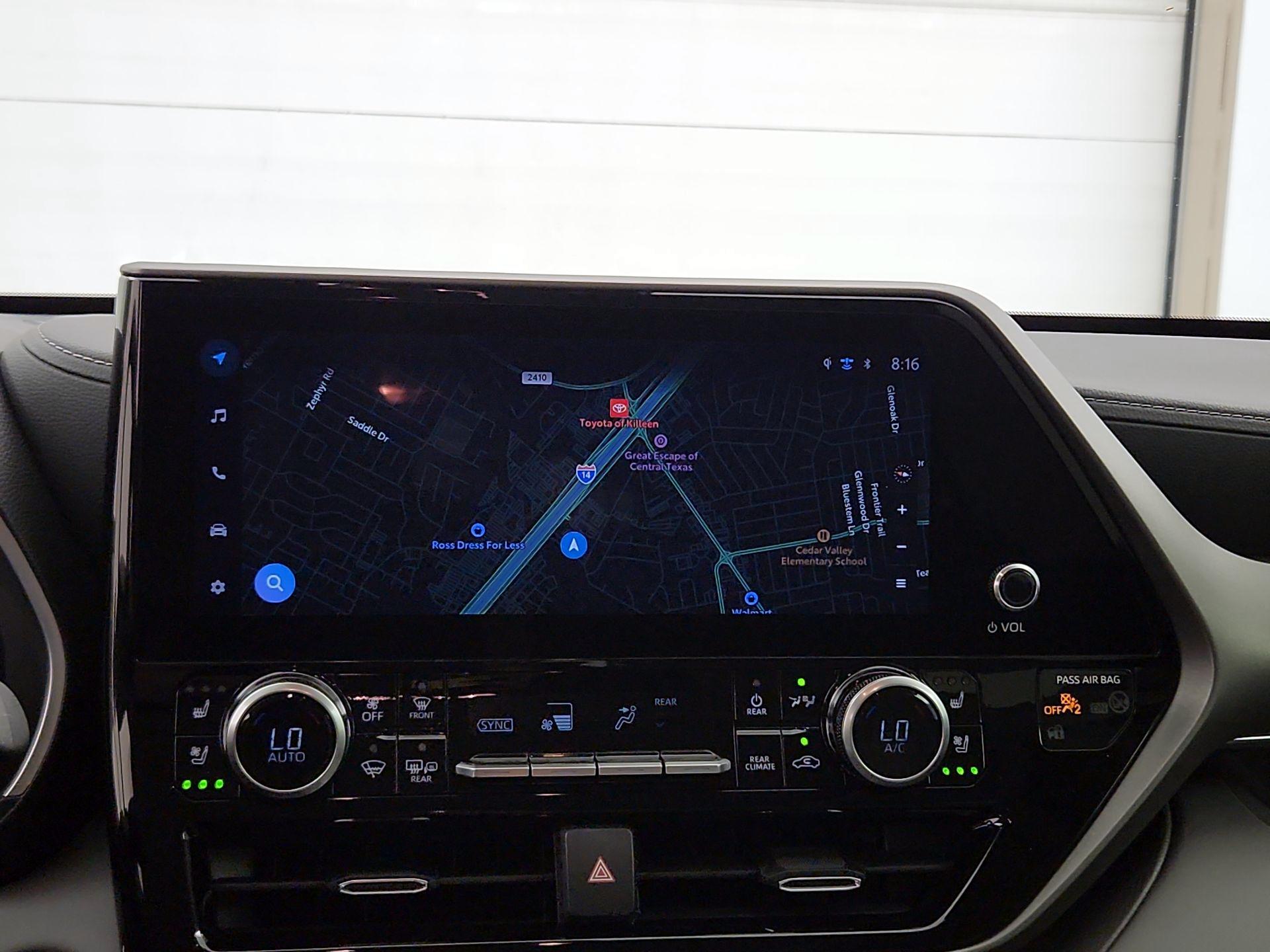 Thumbnail: 2024 Toyota Highlander - 14