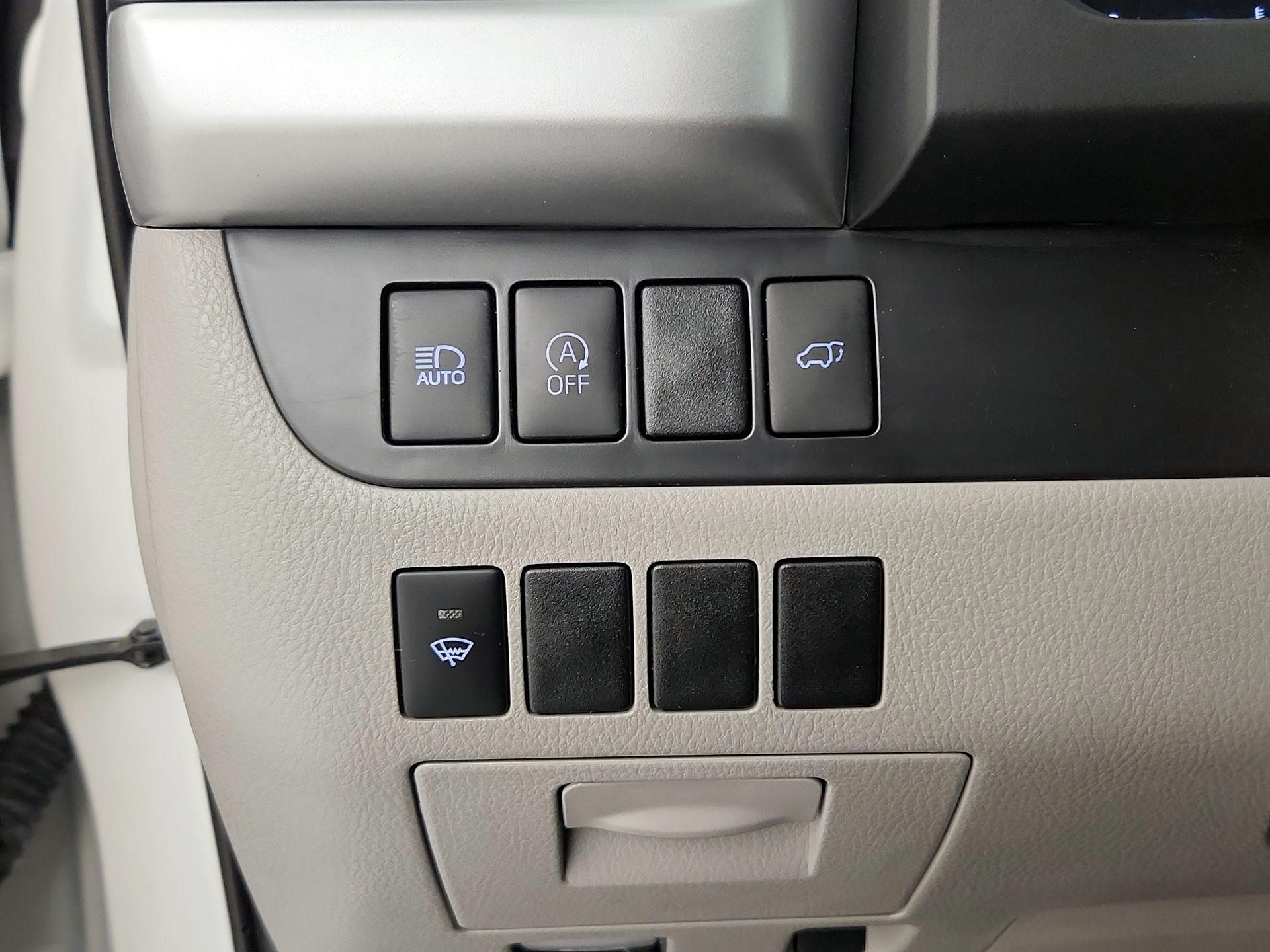Thumbnail: 2019 Toyota Highlander - 13