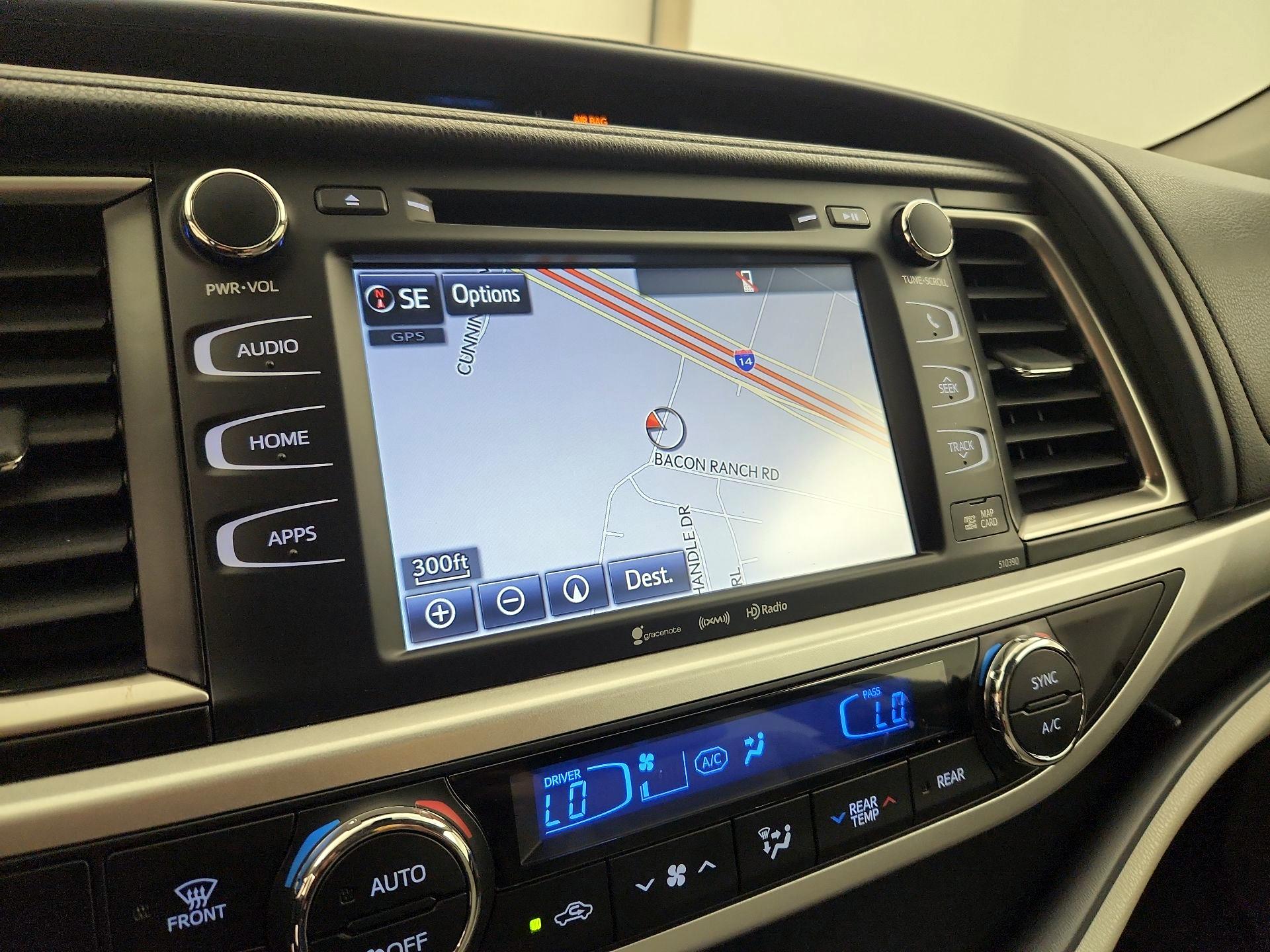 Thumbnail: 2019 Toyota Highlander - 14