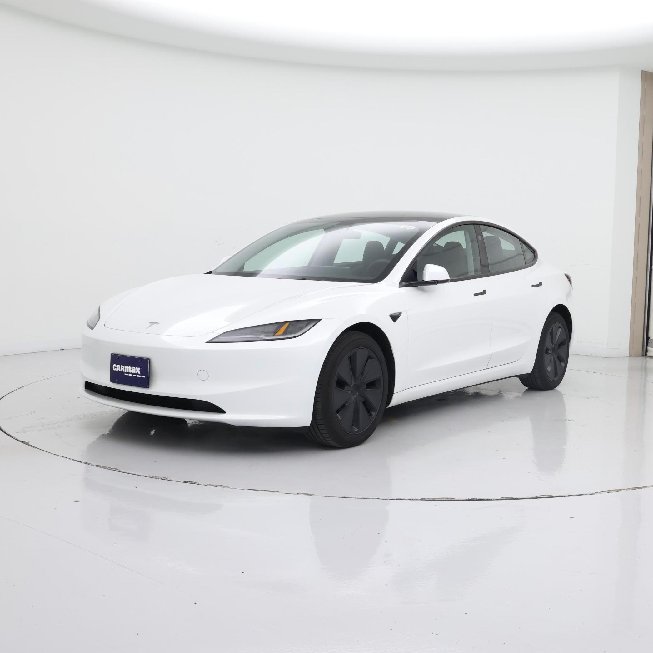 Thumbnail: 2025 Tesla Model 3 - 4