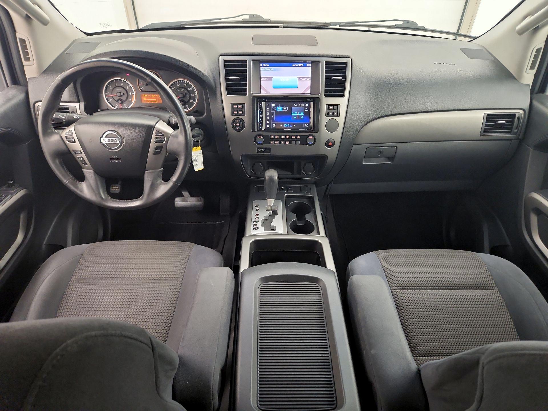 Thumbnail: 2015 Nissan Armada - 9