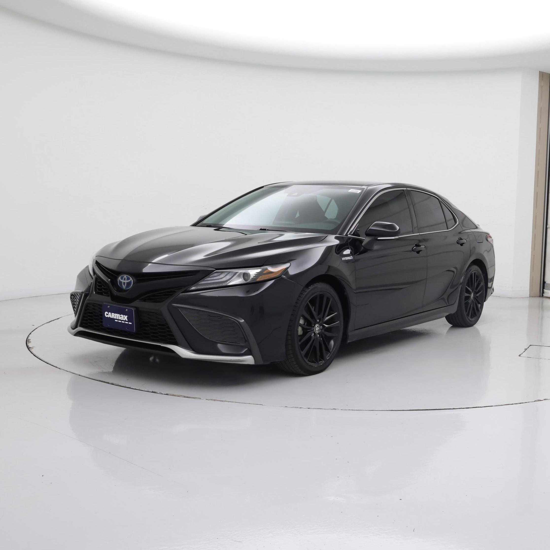 Thumbnail: 2021 Toyota Camry - 4