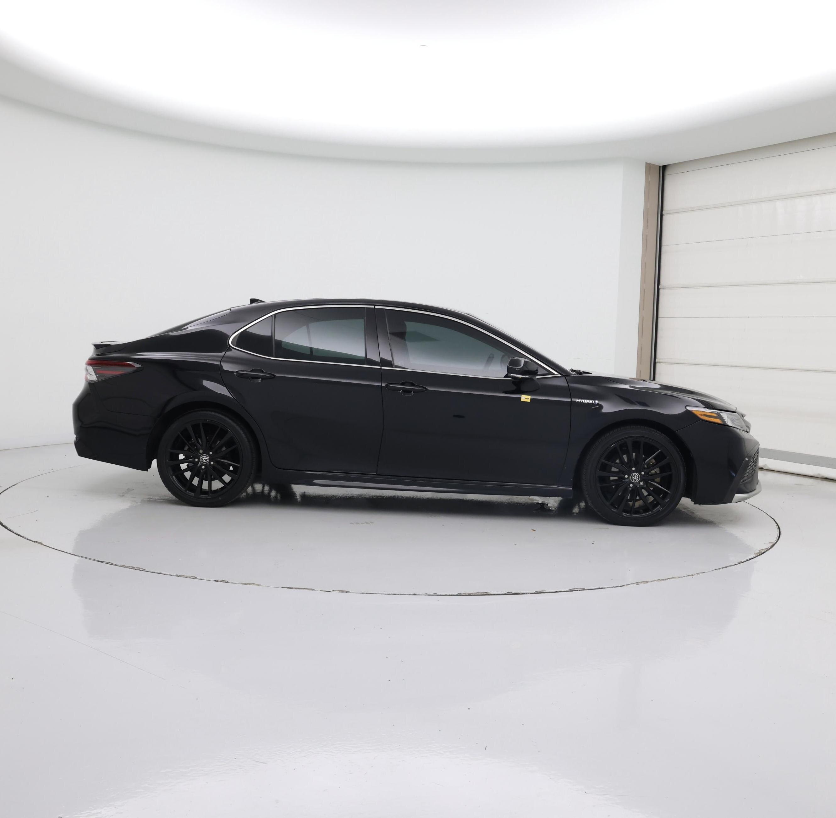 Thumbnail: 2021 Toyota Camry - 7
