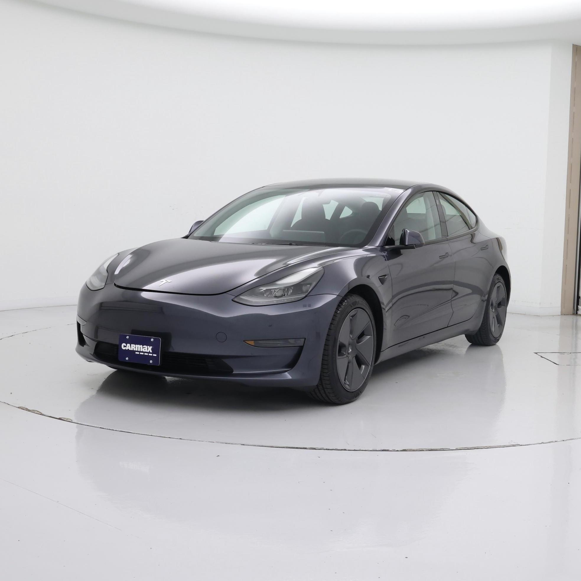 Thumbnail: 2023 Tesla Model 3 - 4