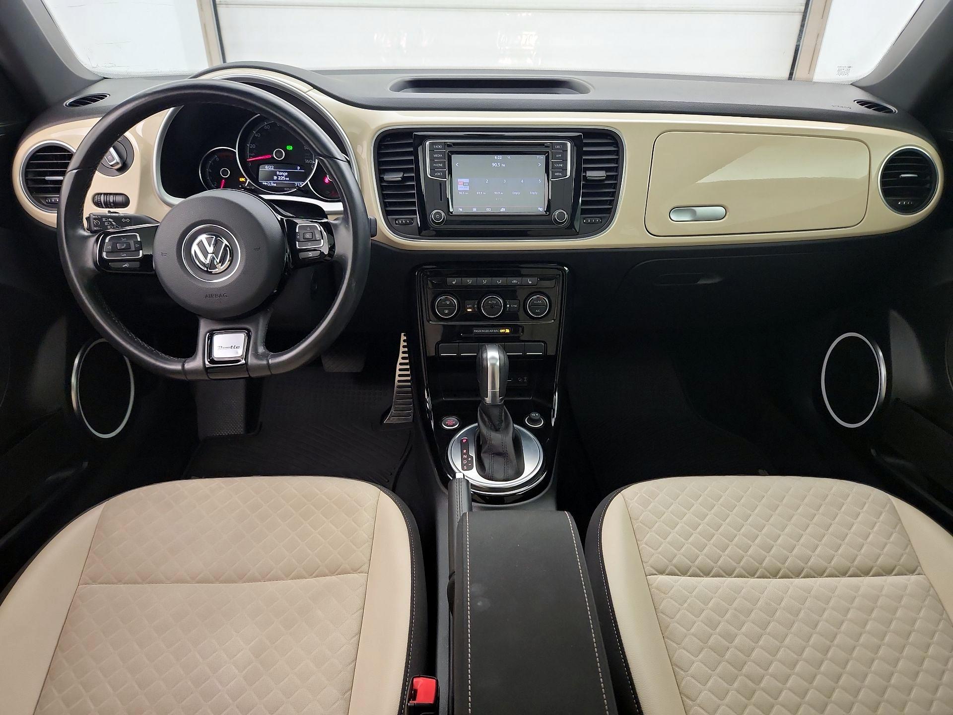 Thumbnail: 2019 Volkswagen Beetle - 9