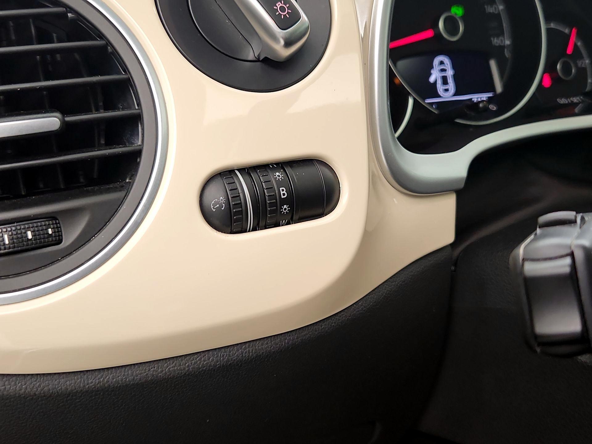 Thumbnail: 2019 Volkswagen Beetle - 13