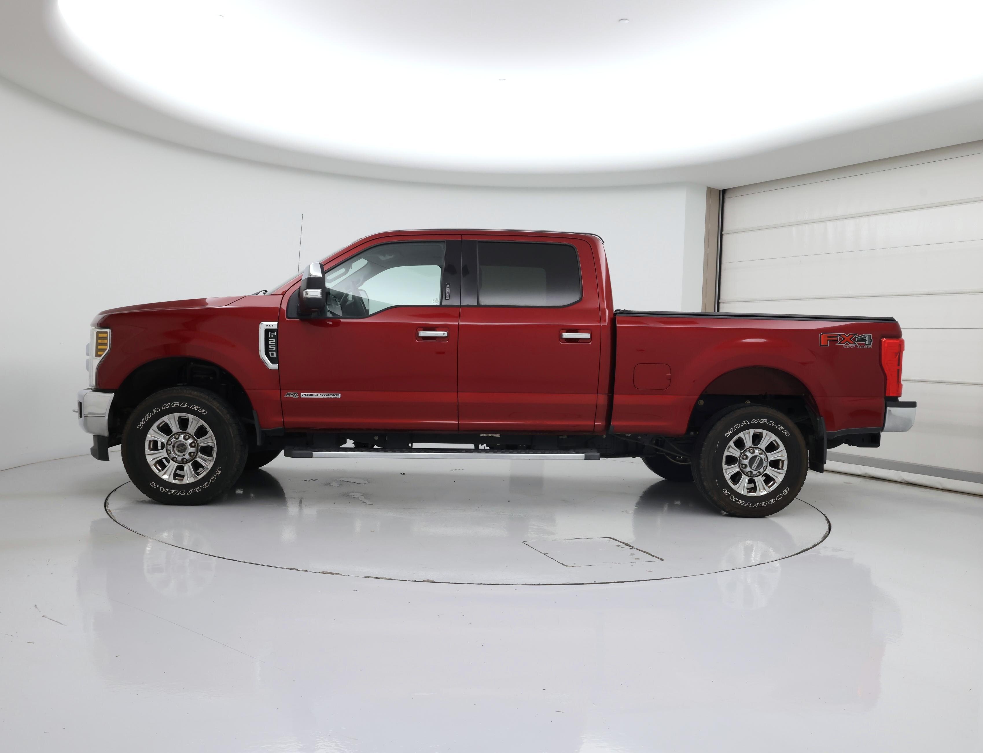 Thumbnail: 2019 Ford F-250 - 3