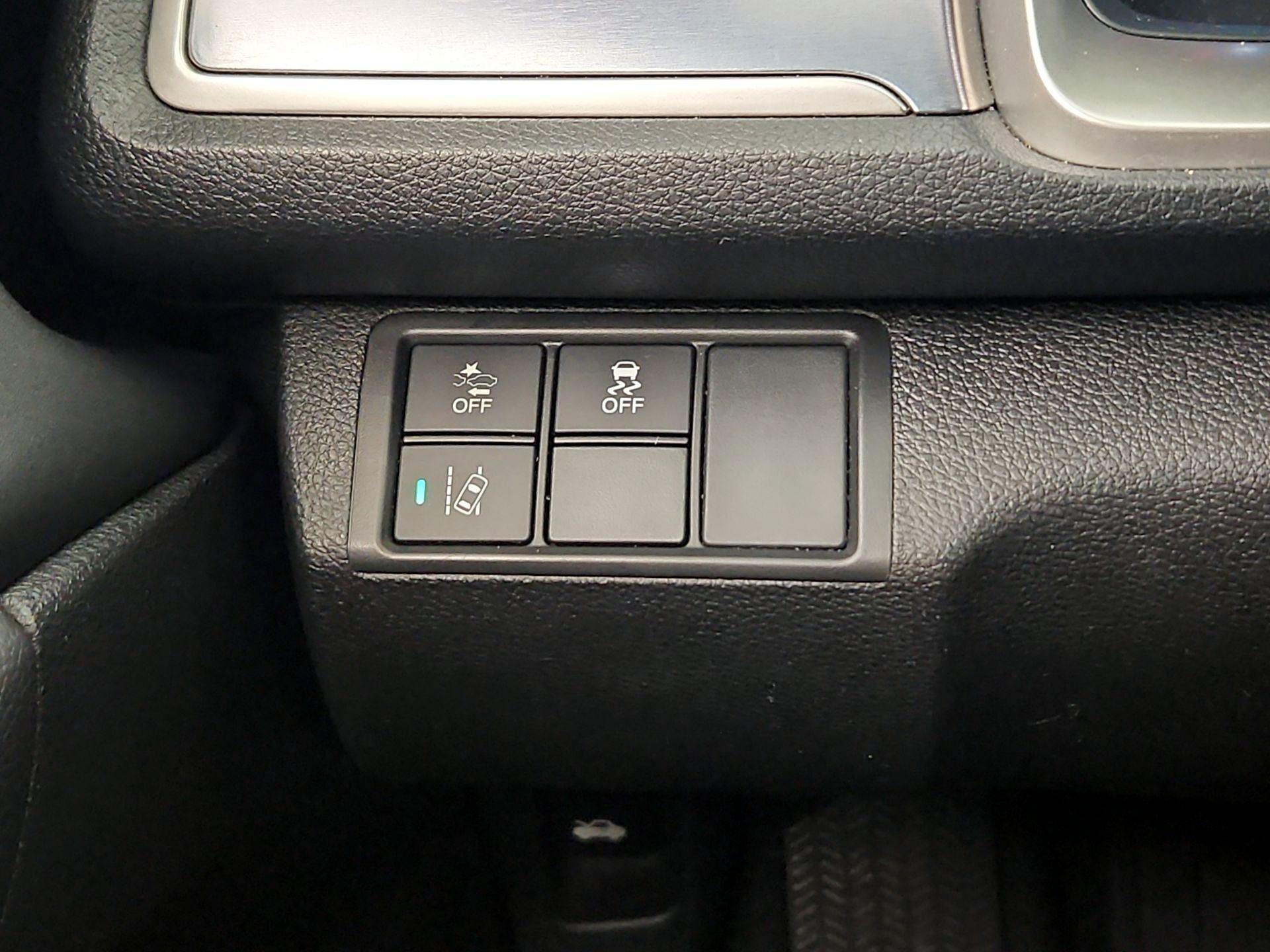 Thumbnail: 2016 Honda Civic - 13
