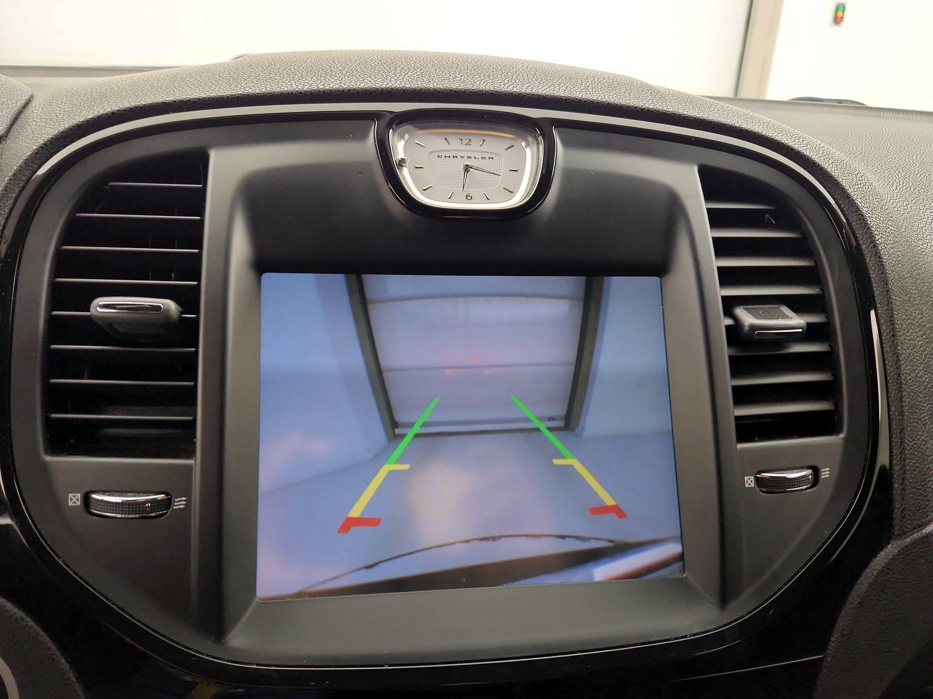 Thumbnail: 2014 Chrysler 300 - 15