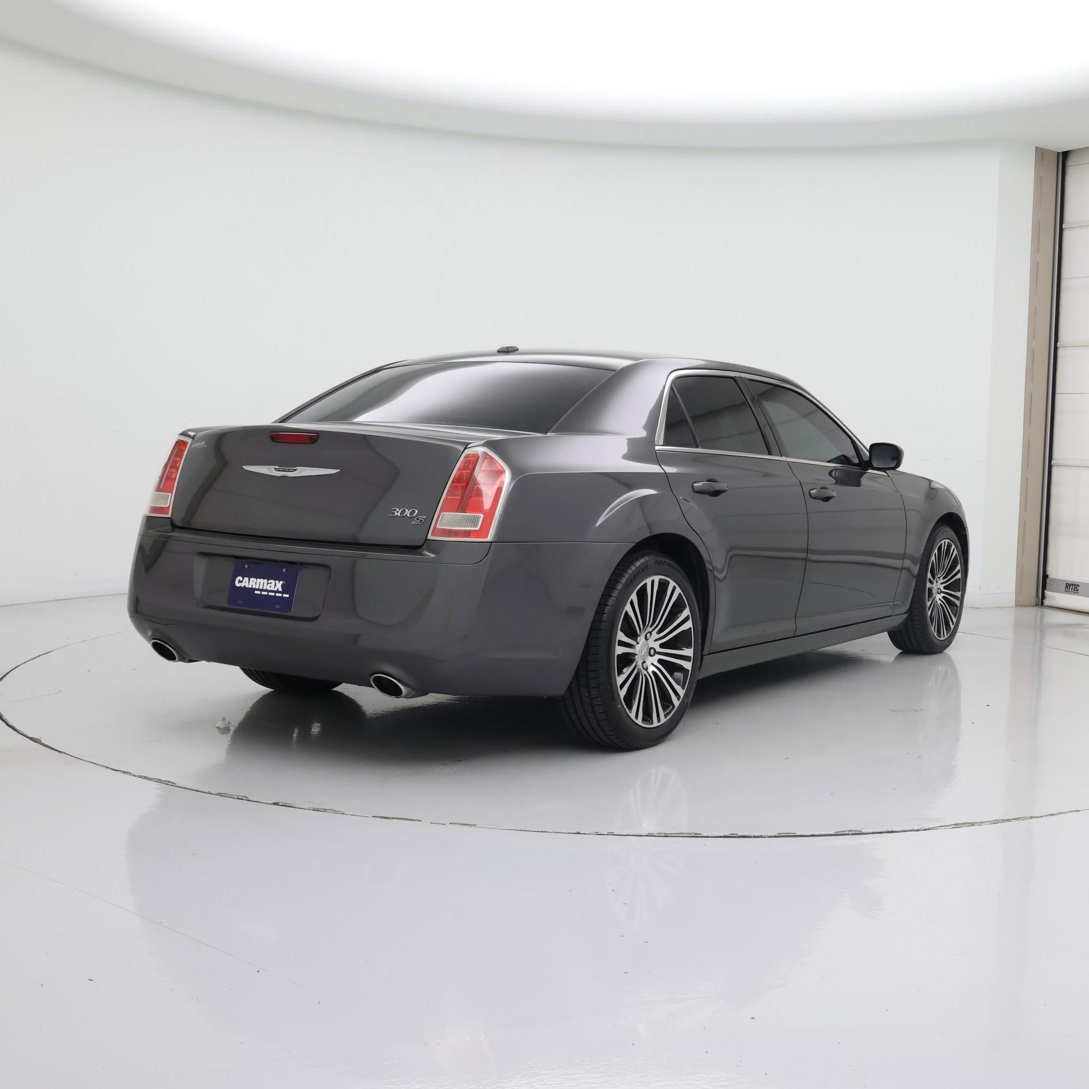 Thumbnail: 2014 Chrysler 300 - 8