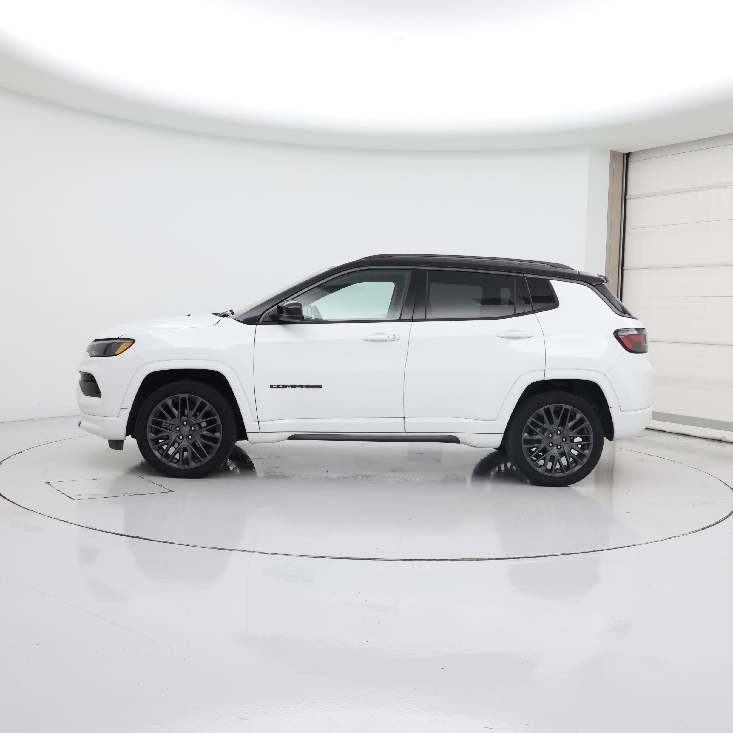 Thumbnail: 2022 Jeep Compass - 3