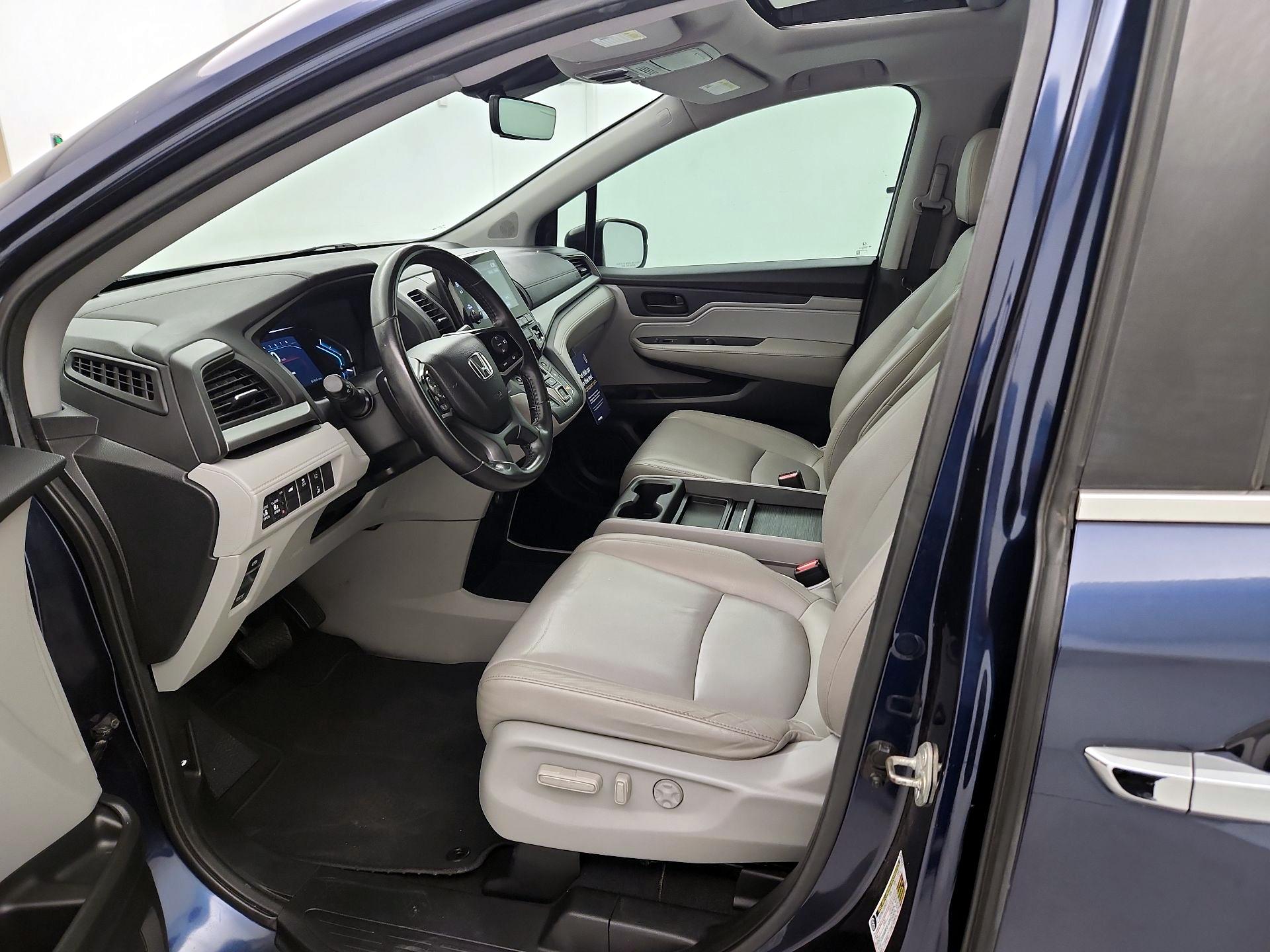 Thumbnail: 2018 Honda Odyssey - 11