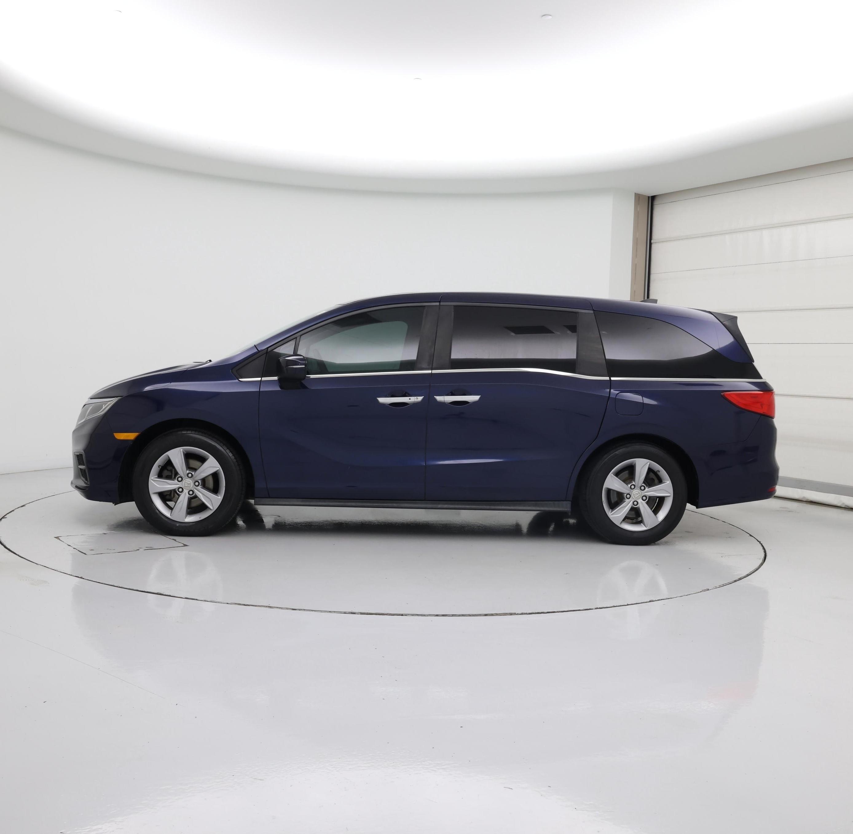 Thumbnail: 2018 Honda Odyssey - 3