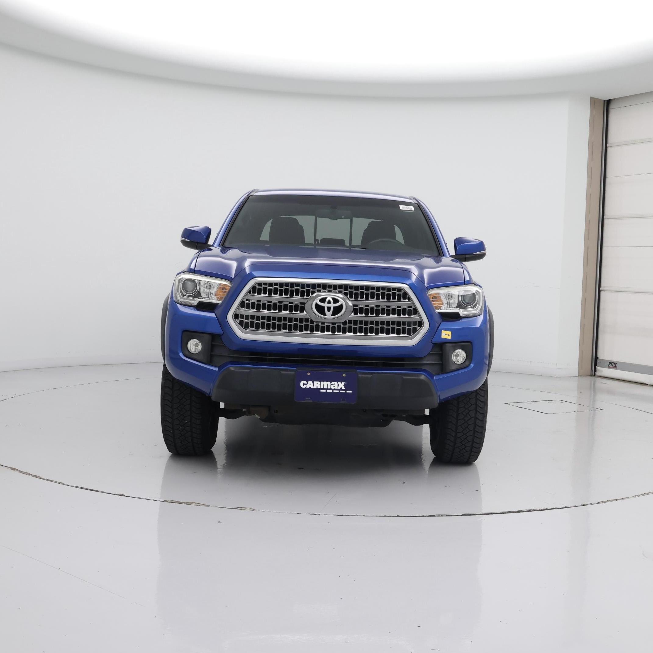 Thumbnail: 2017 Toyota Tacoma - 5