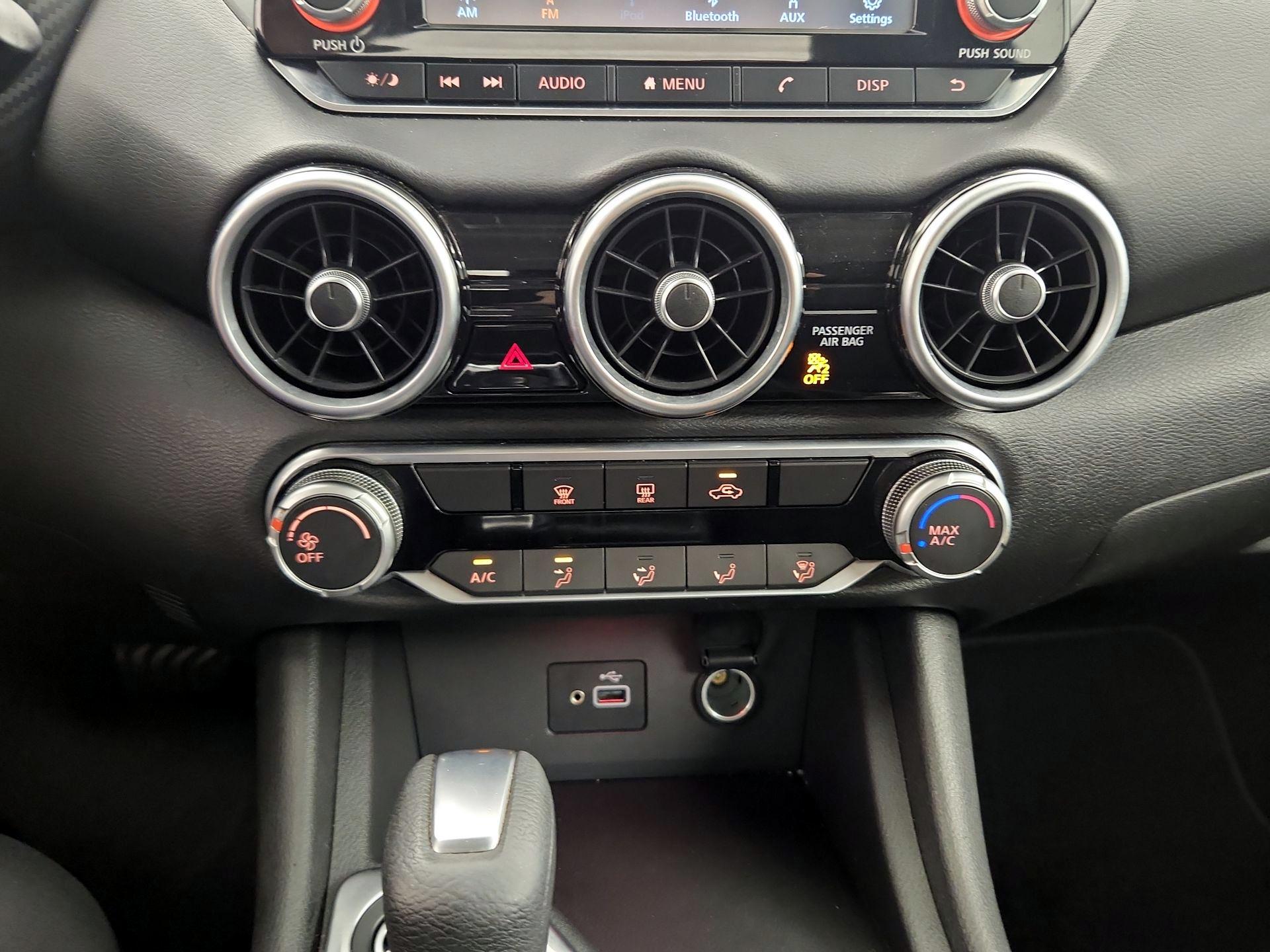 Thumbnail: 2020 Nissan Sentra - 16