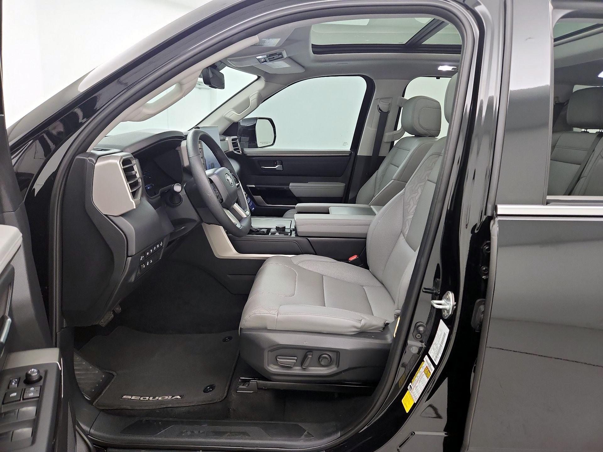 Thumbnail: 2023 Toyota Sequoia - 11