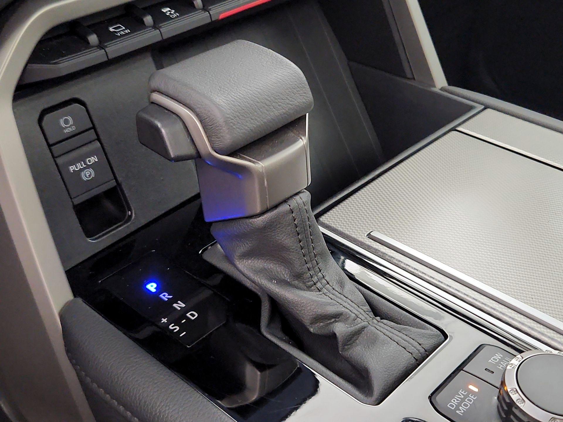 Thumbnail: 2023 Toyota Sequoia - 18