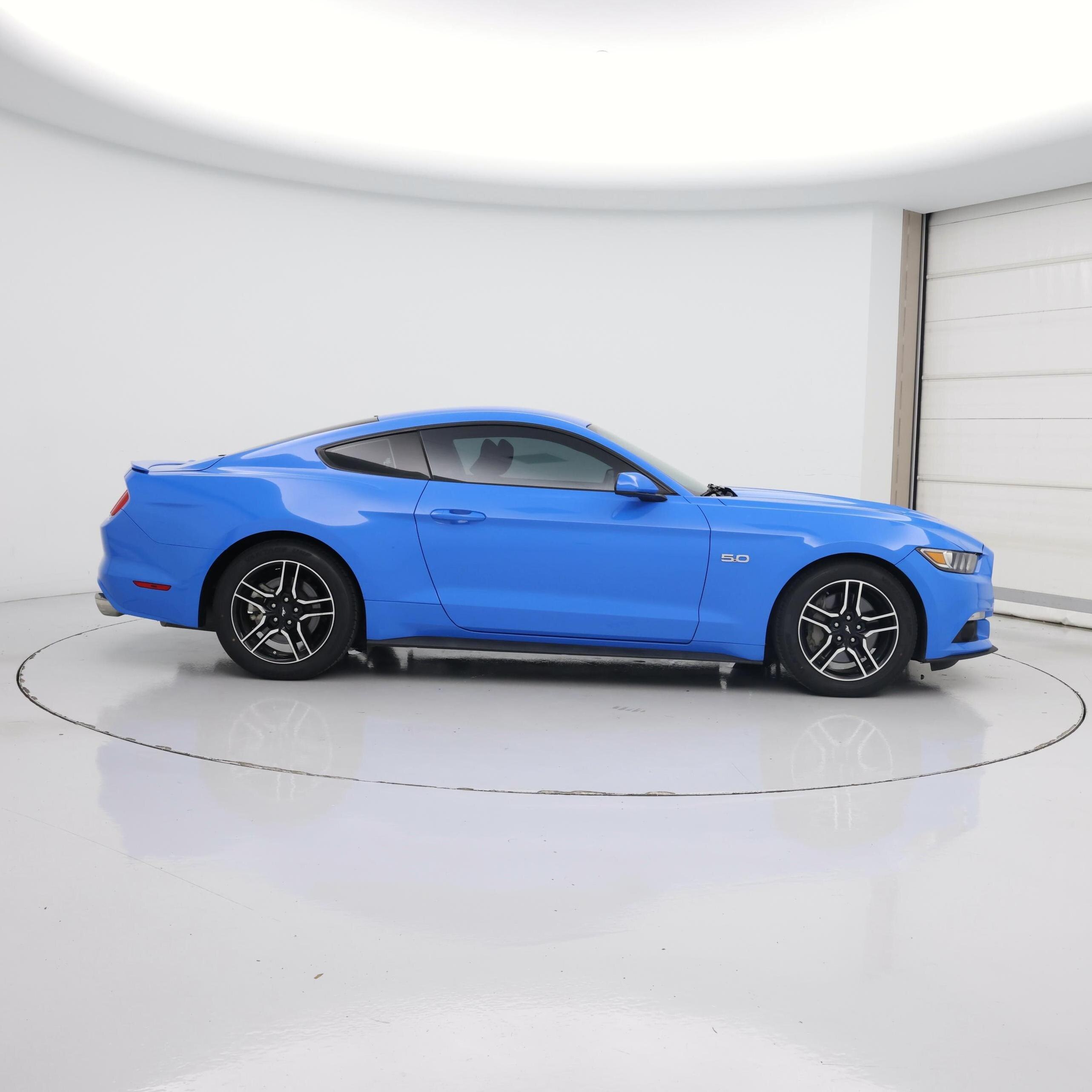 Thumbnail: 2017 Ford Mustang - 7