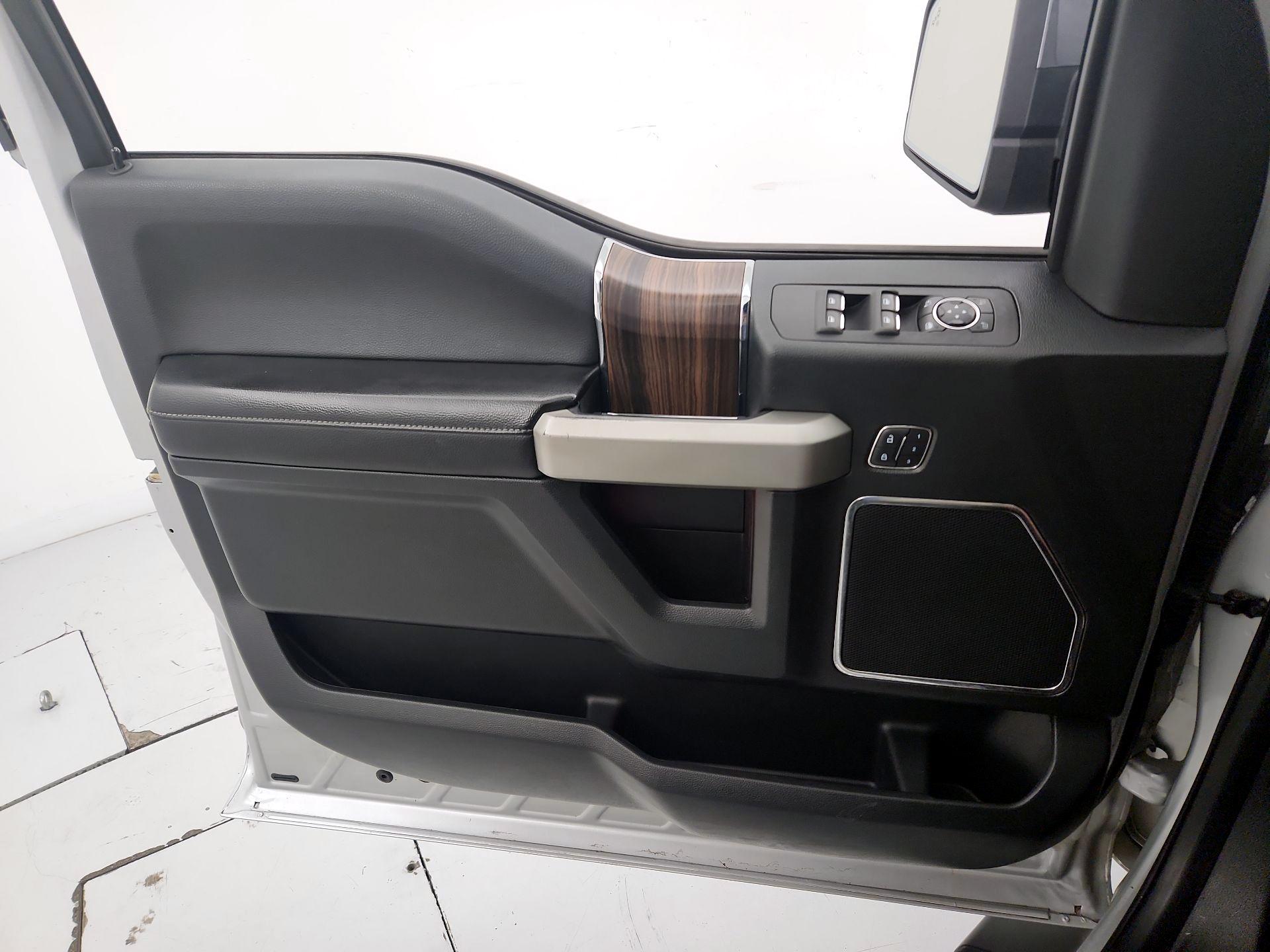 Thumbnail: 2016 Ford F-150 - 12