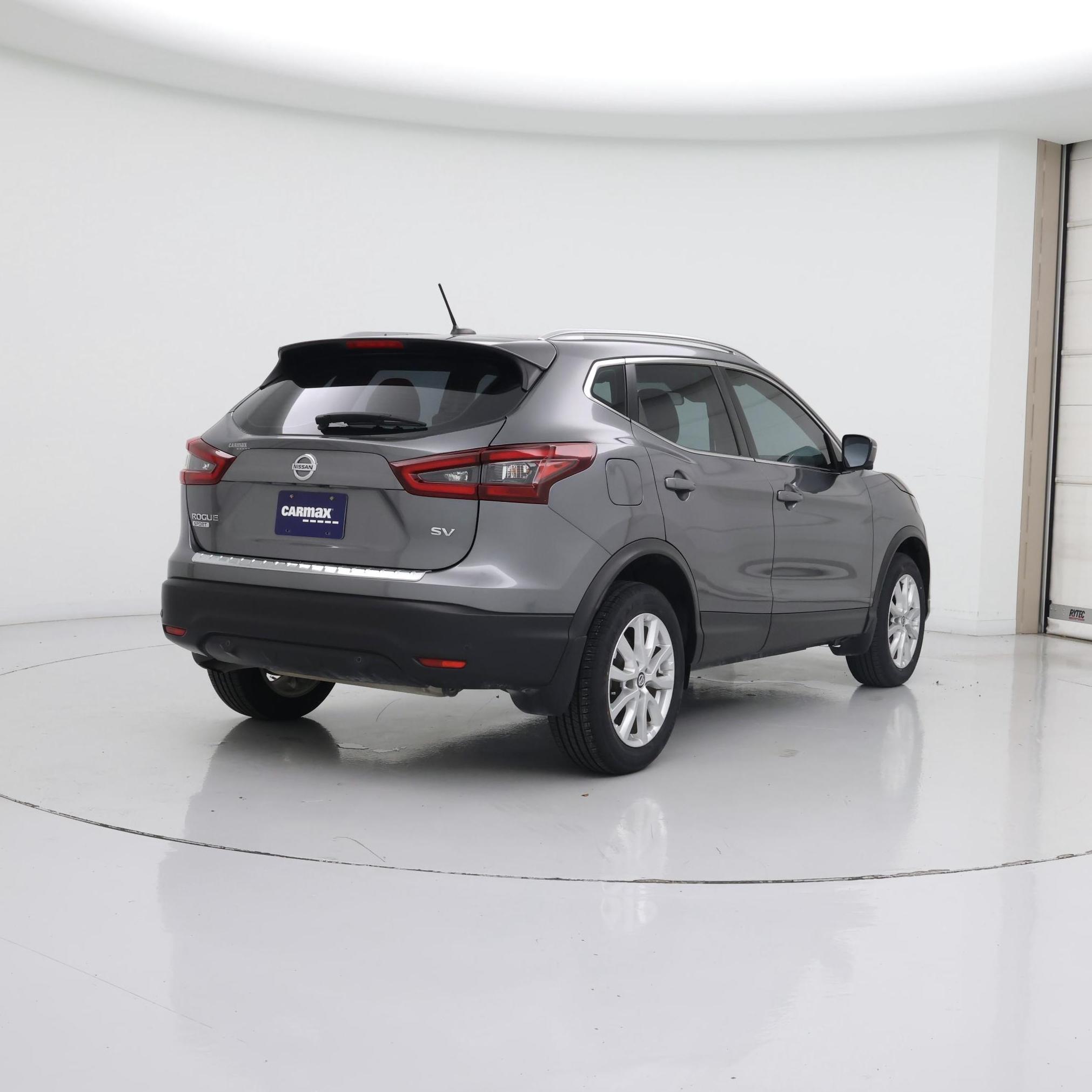 Thumbnail: 2022 Nissan Rogue Sport - 8