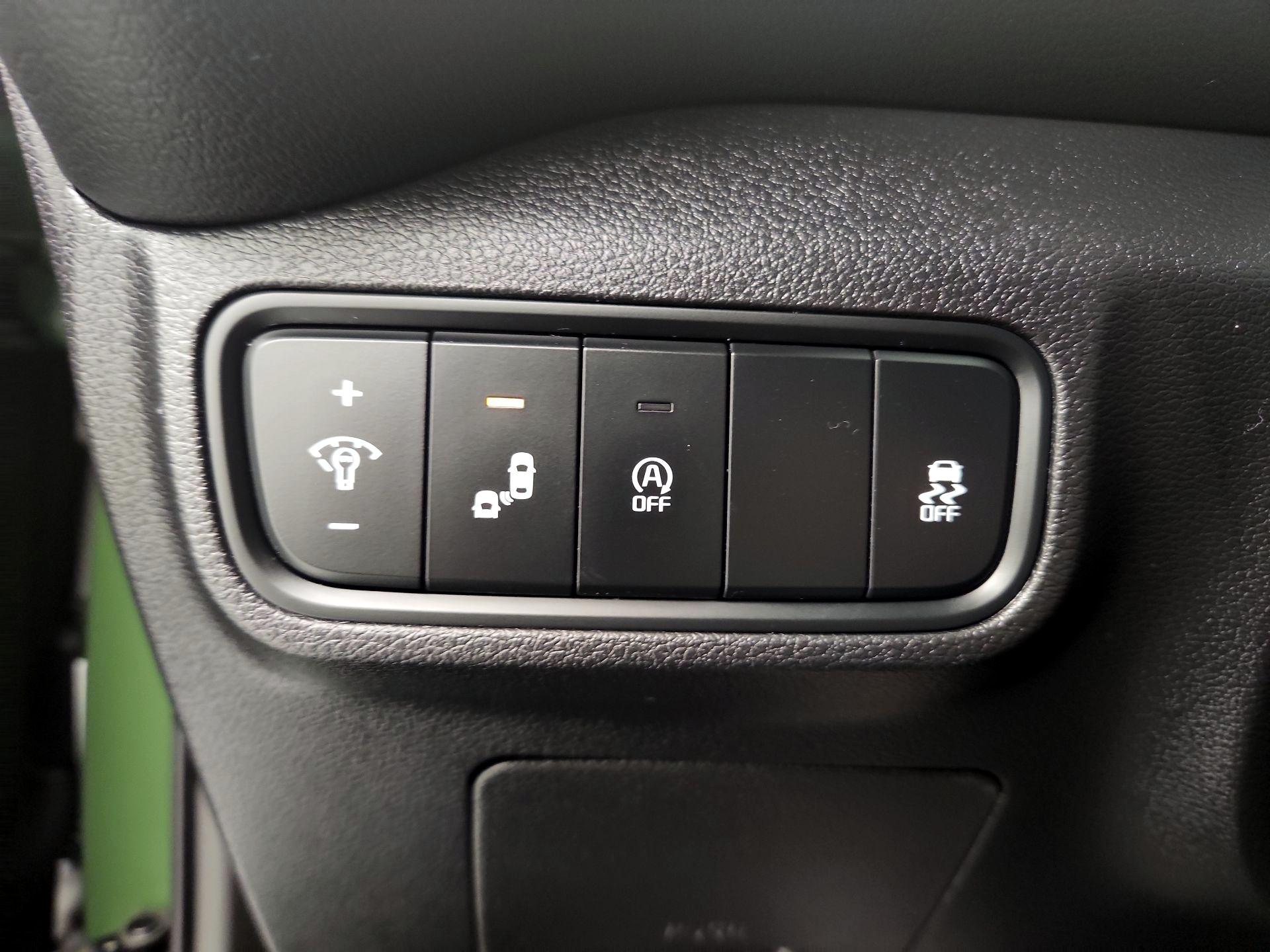 Thumbnail: 2020 Kia Soul - 13