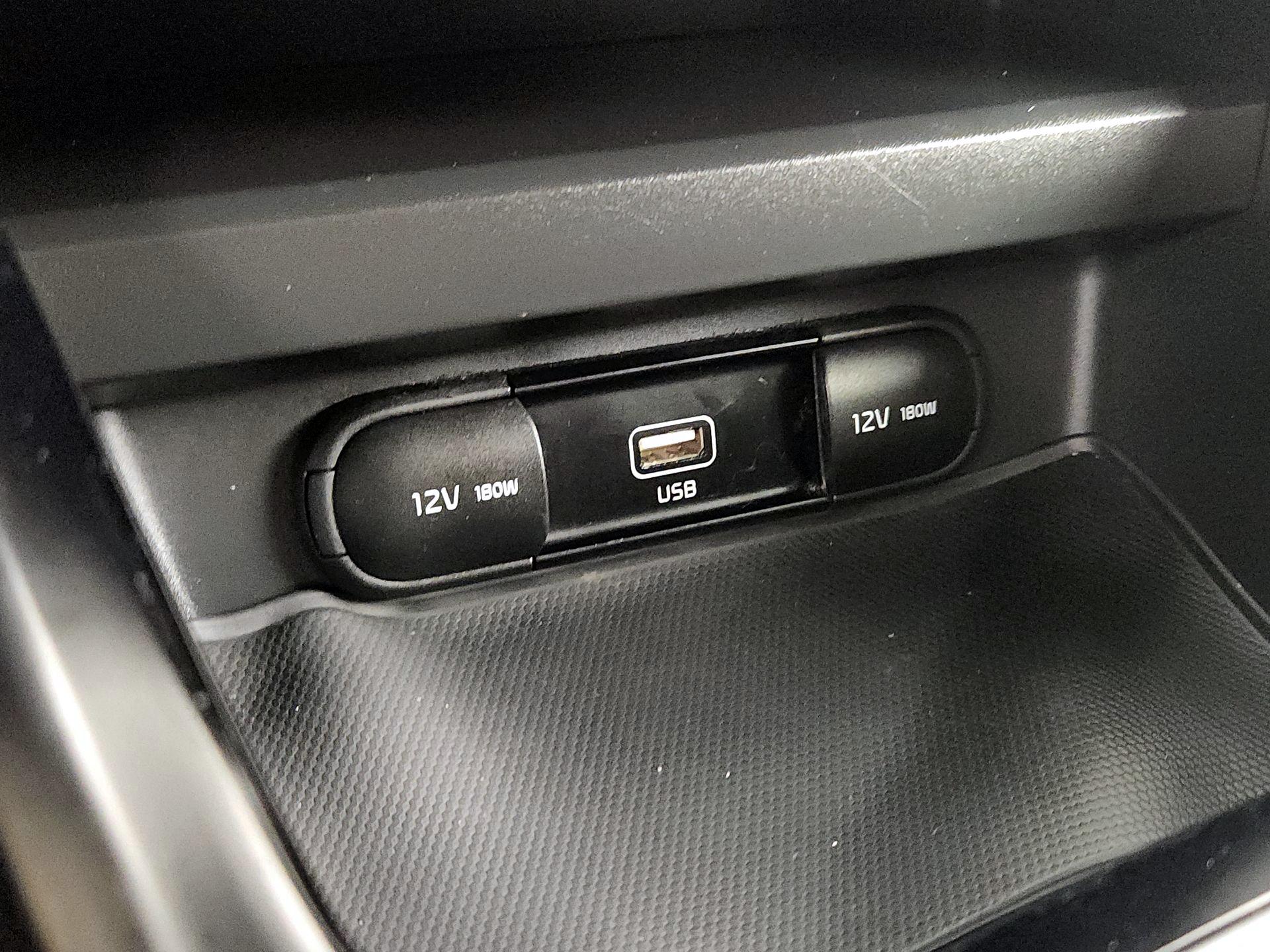 Thumbnail: 2020 Kia Soul - 18