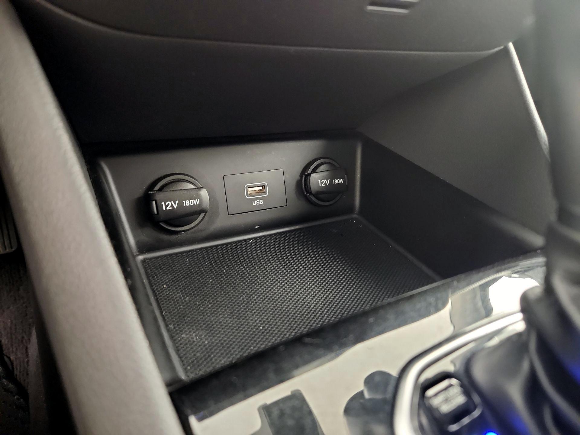 Thumbnail: 2020 Hyundai Ioniq - 18