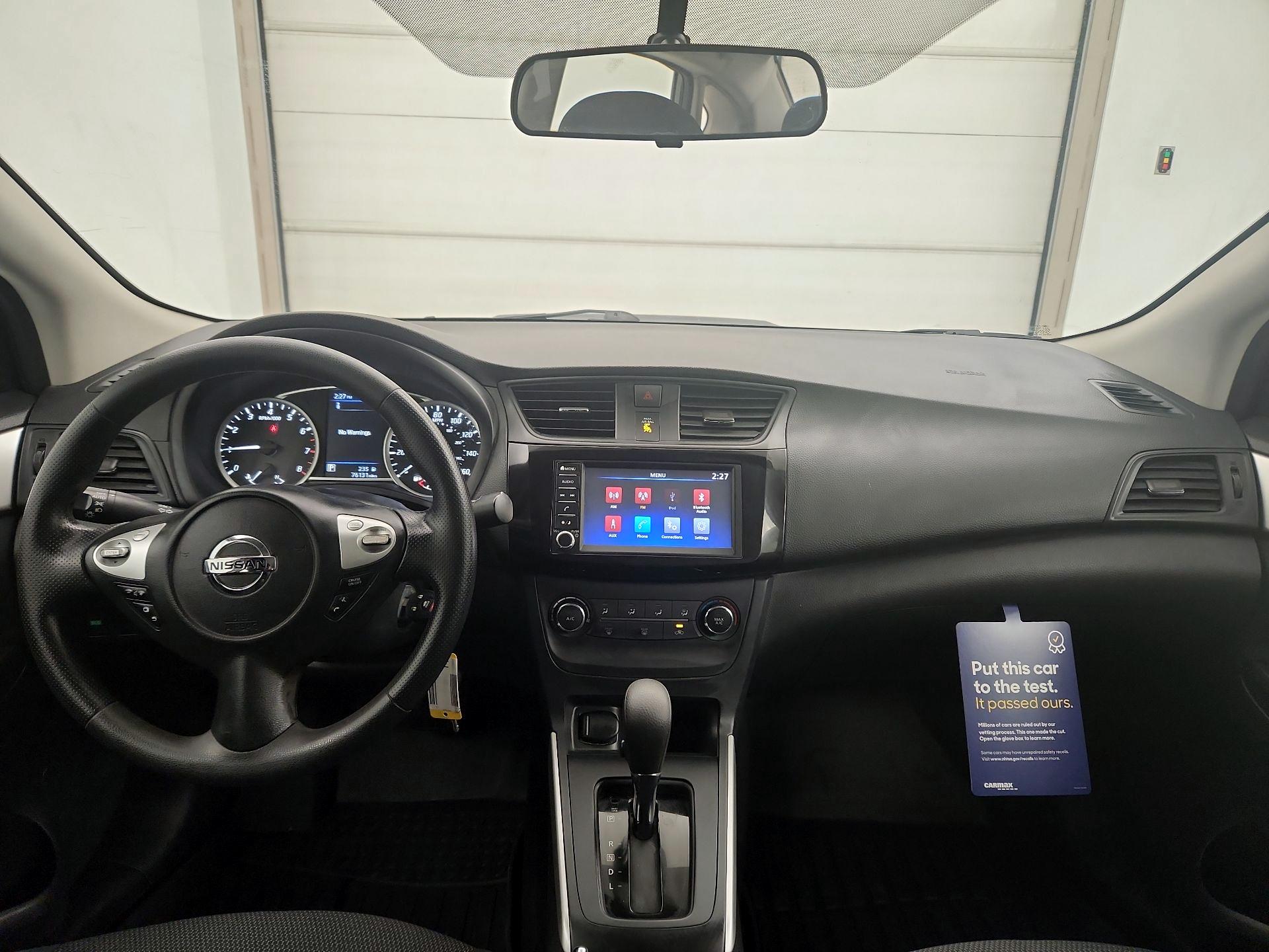 Thumbnail: 2019 Nissan Sentra - 9