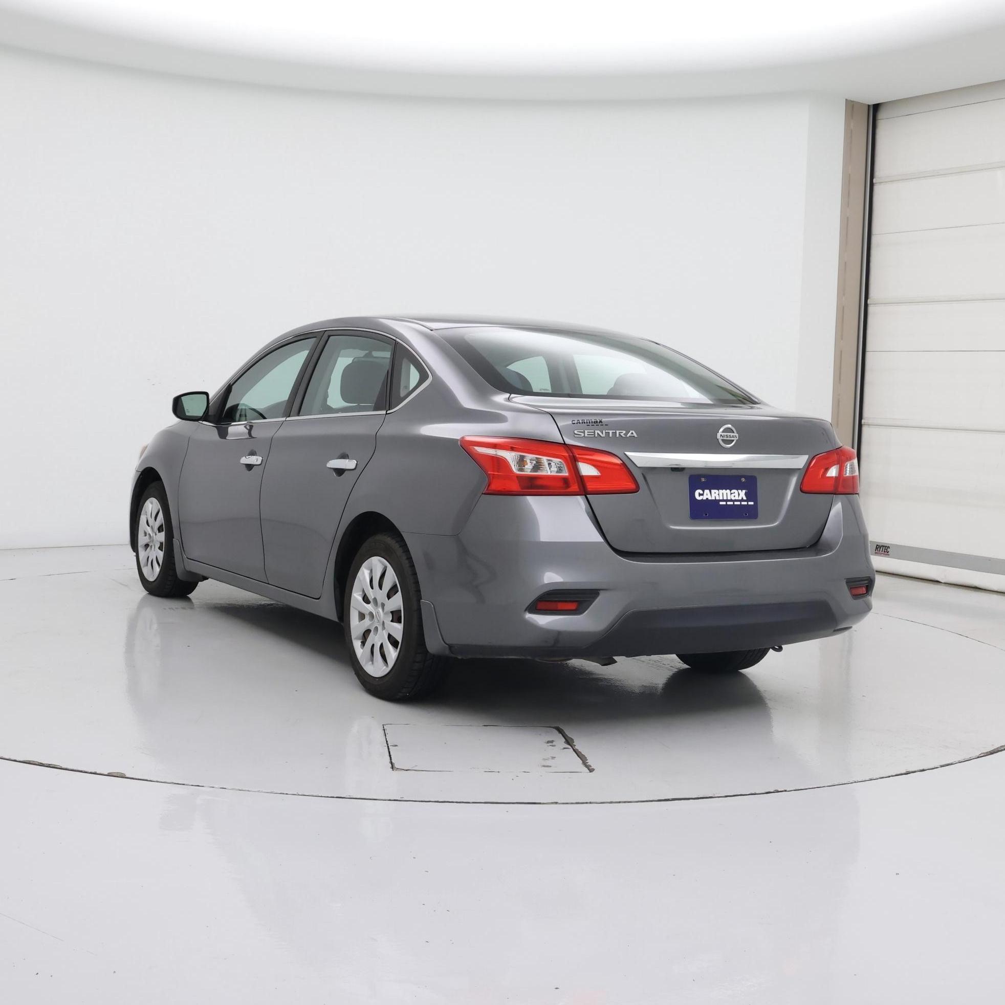 Thumbnail: 2019 Nissan Sentra - 2