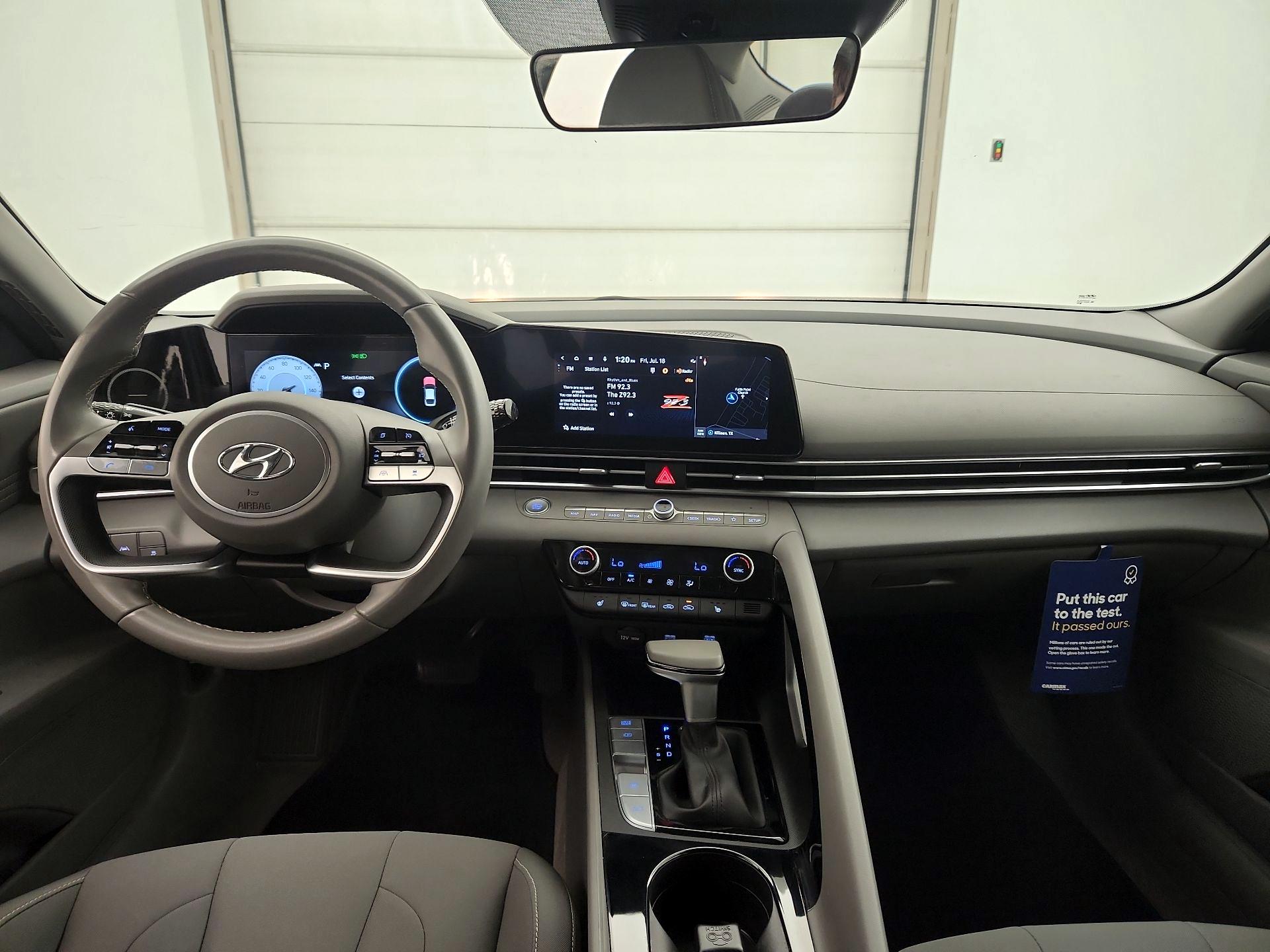 Thumbnail: 2023 Hyundai Elantra - 9