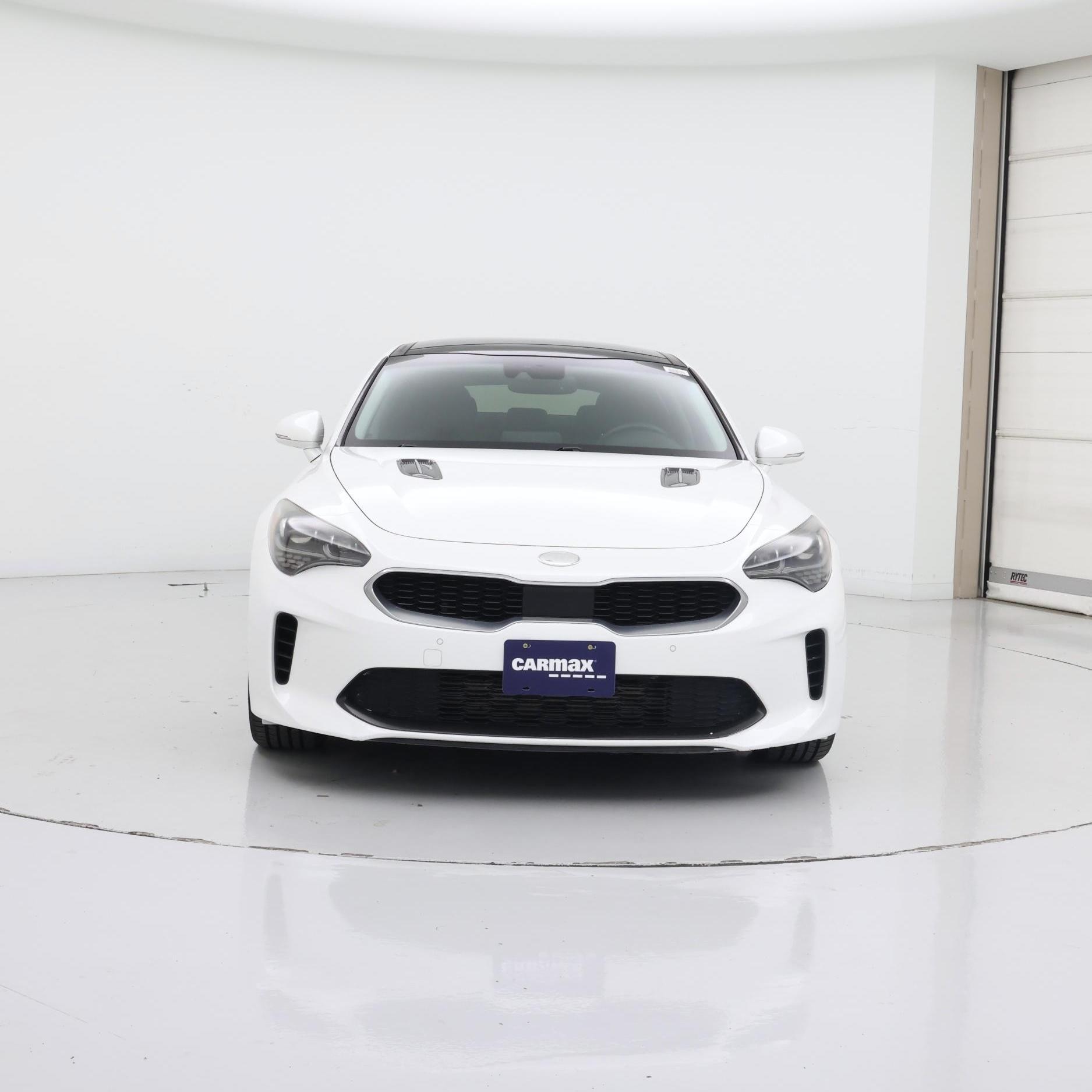 Thumbnail: 2018 Kia Stinger - 5