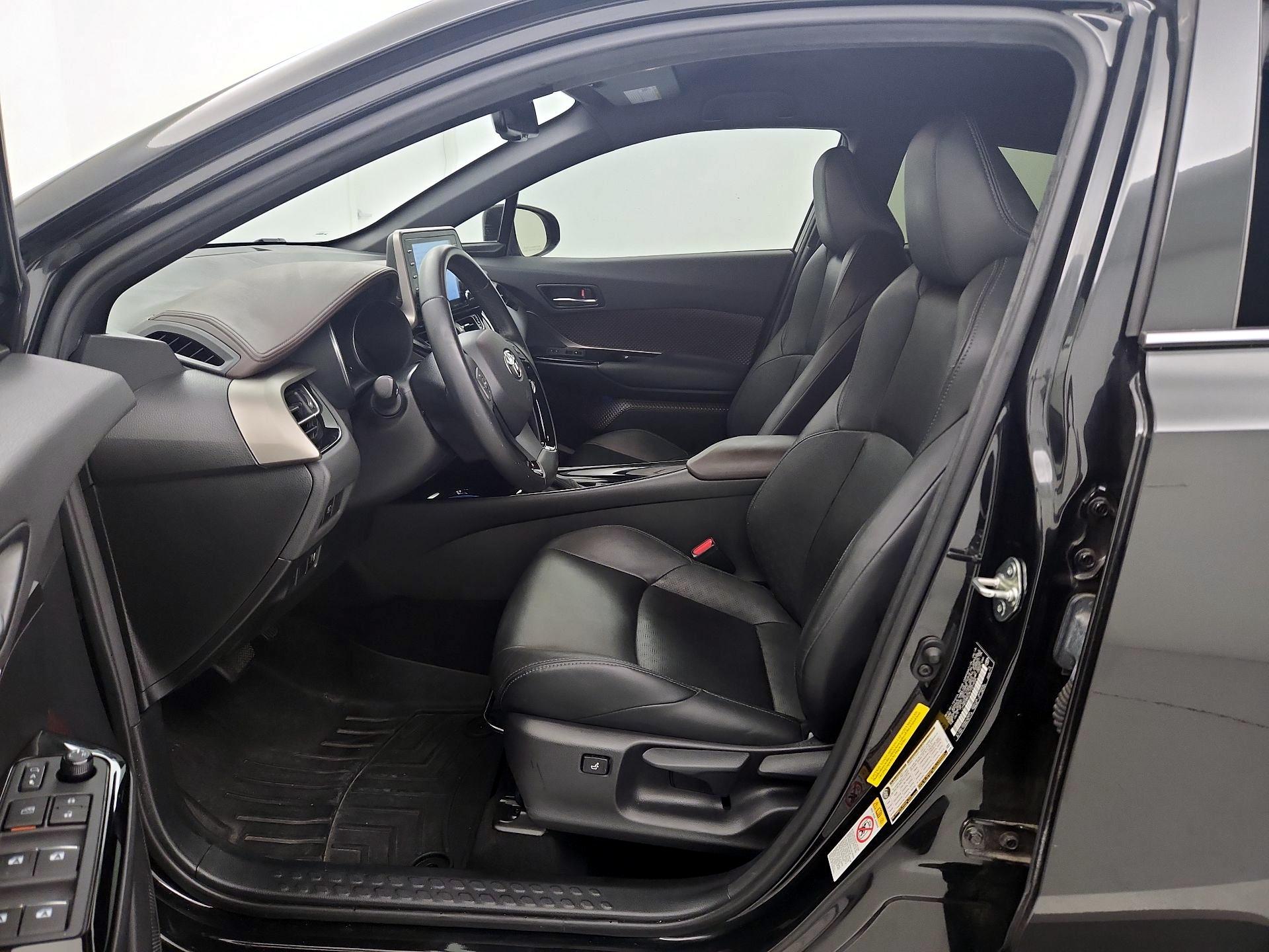 Thumbnail: 2019 Toyota C-HR - 11