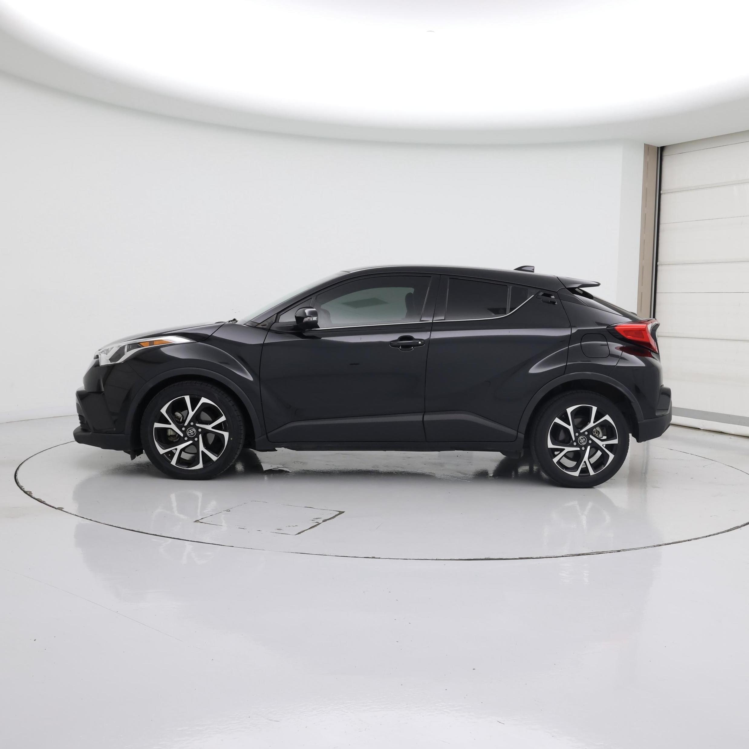 Thumbnail: 2019 Toyota C-HR - 3