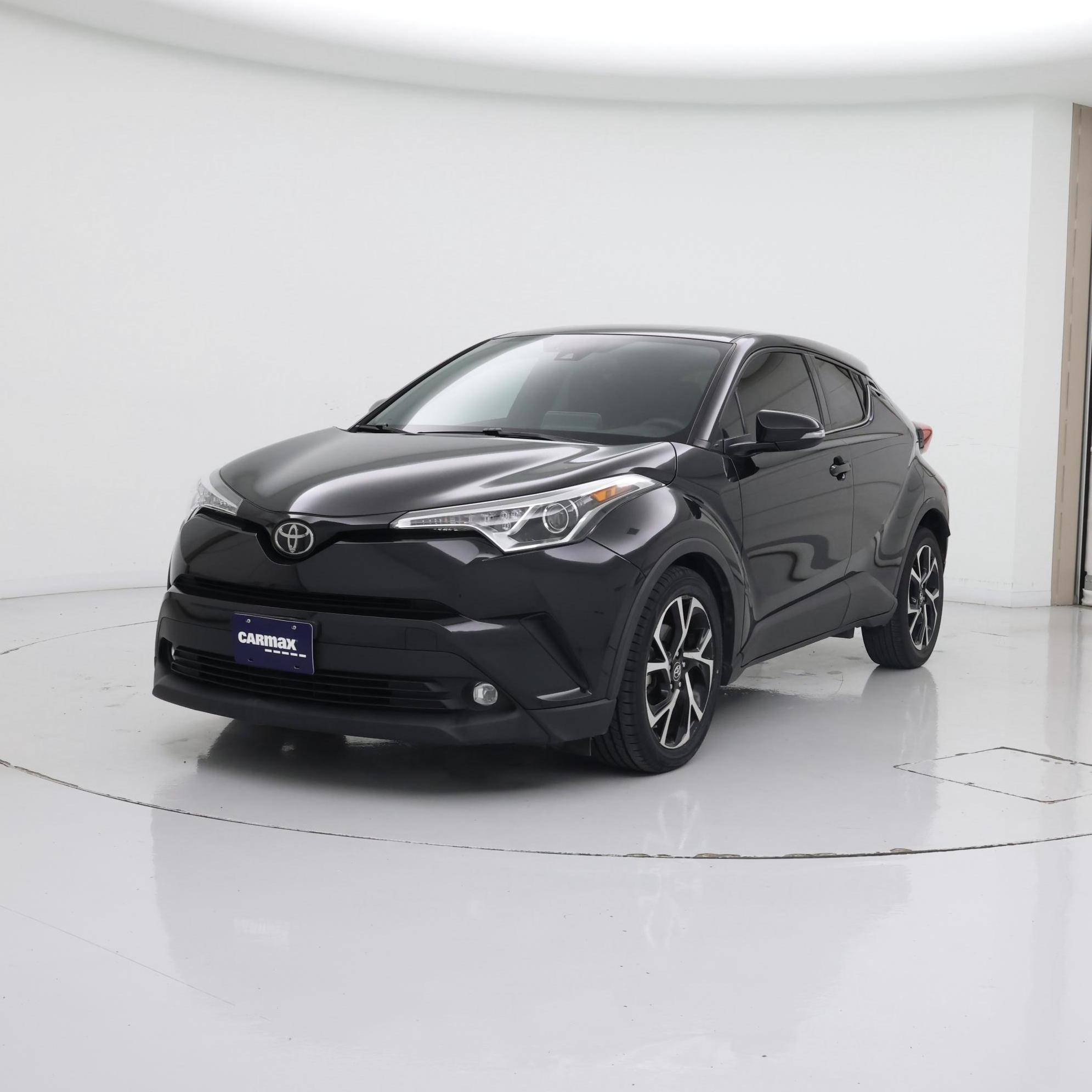 Thumbnail: 2019 Toyota C-HR - 4
