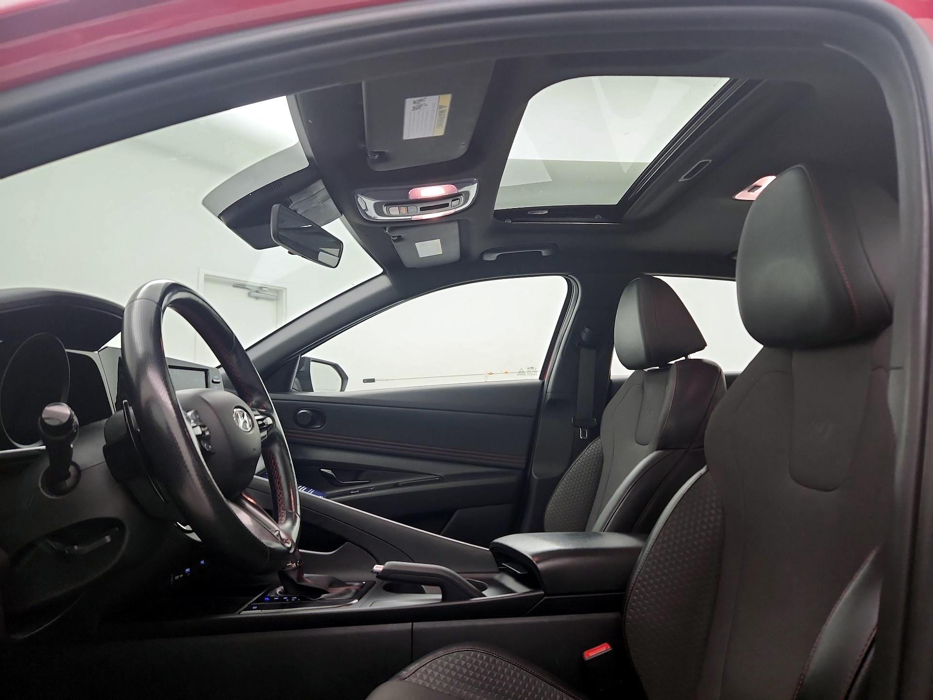 Thumbnail: 2022 Hyundai Elantra - 19