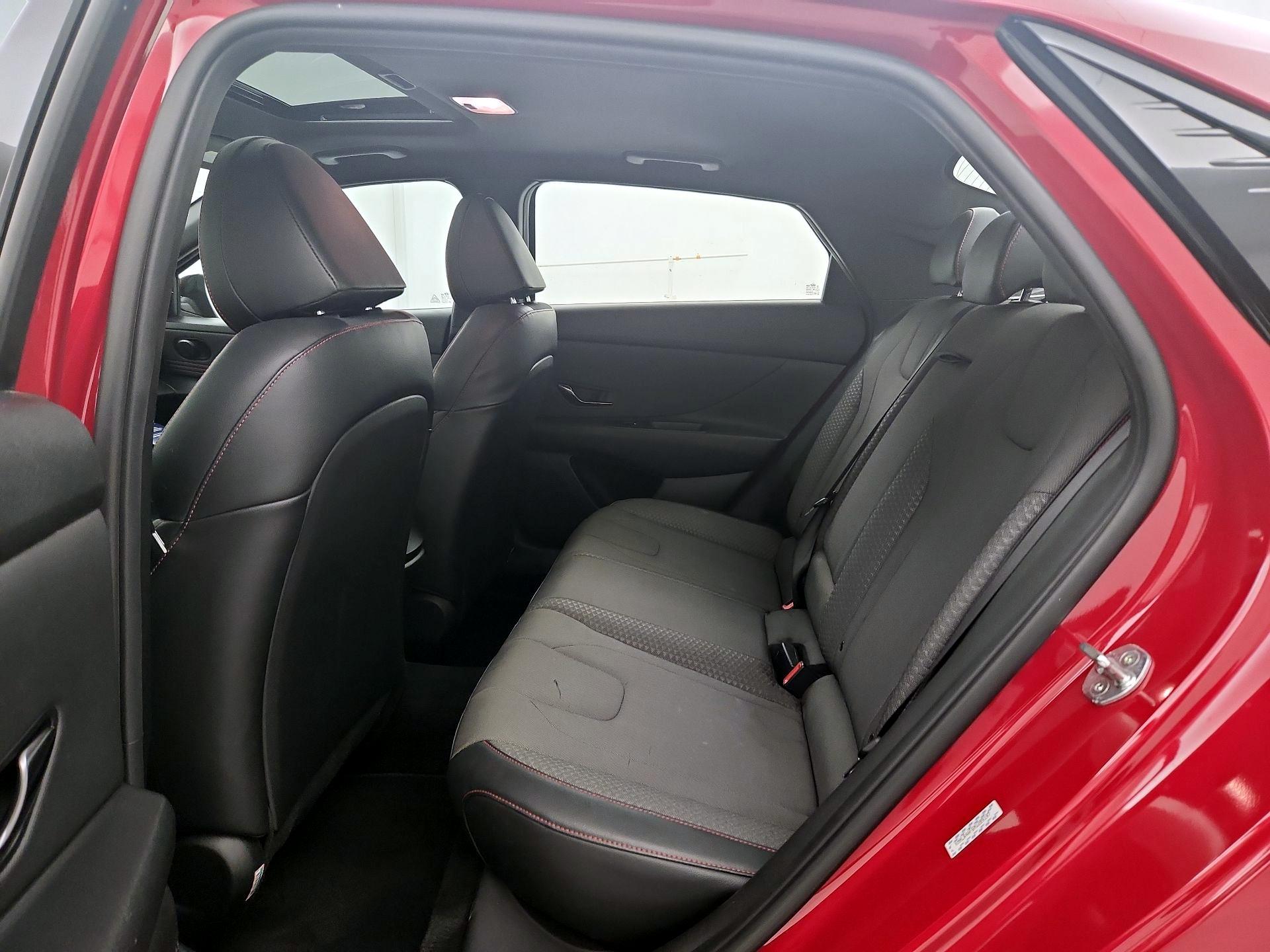 Thumbnail: 2022 Hyundai Elantra - 20