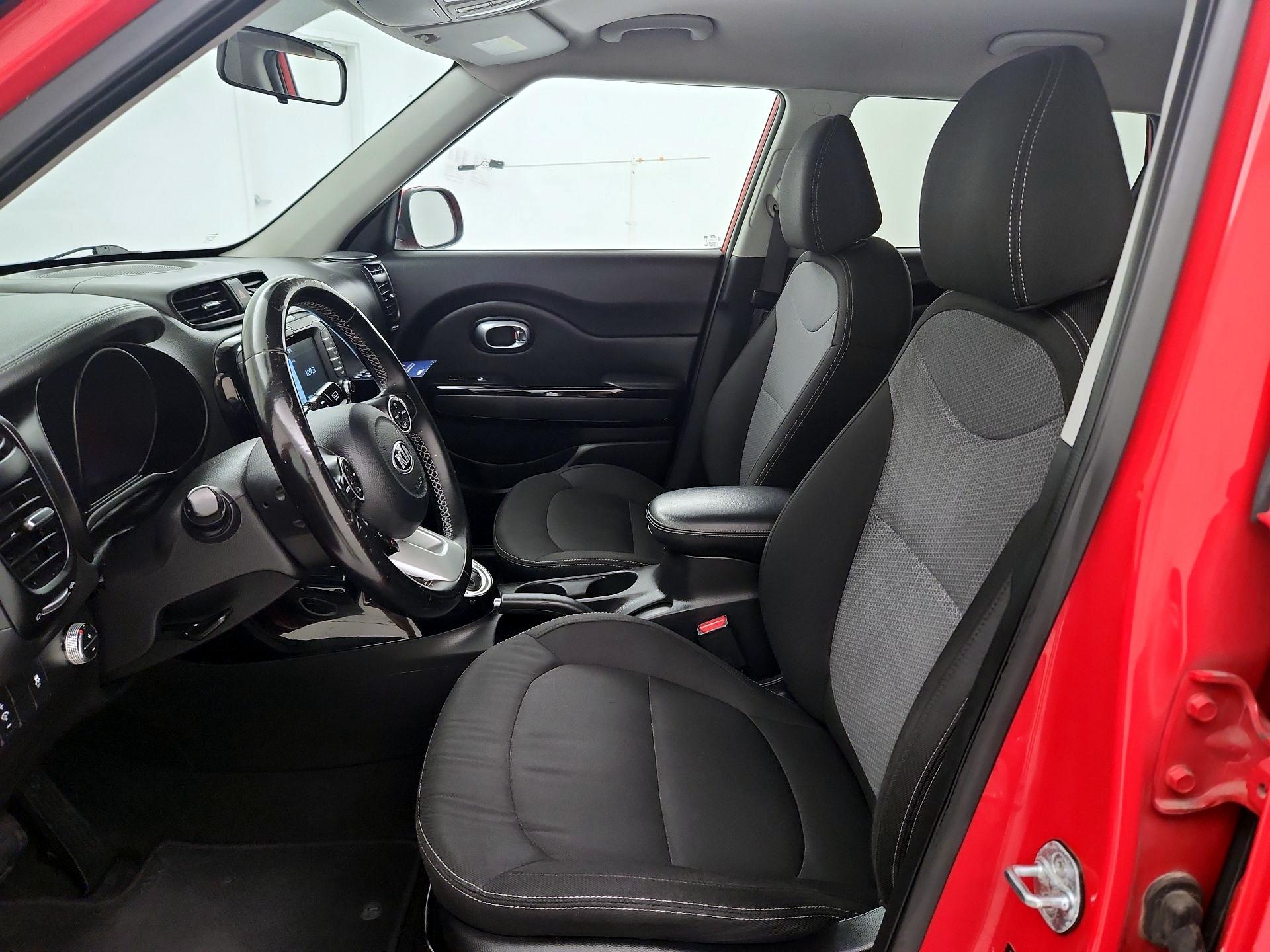 Thumbnail: 2017 Kia Soul - 11