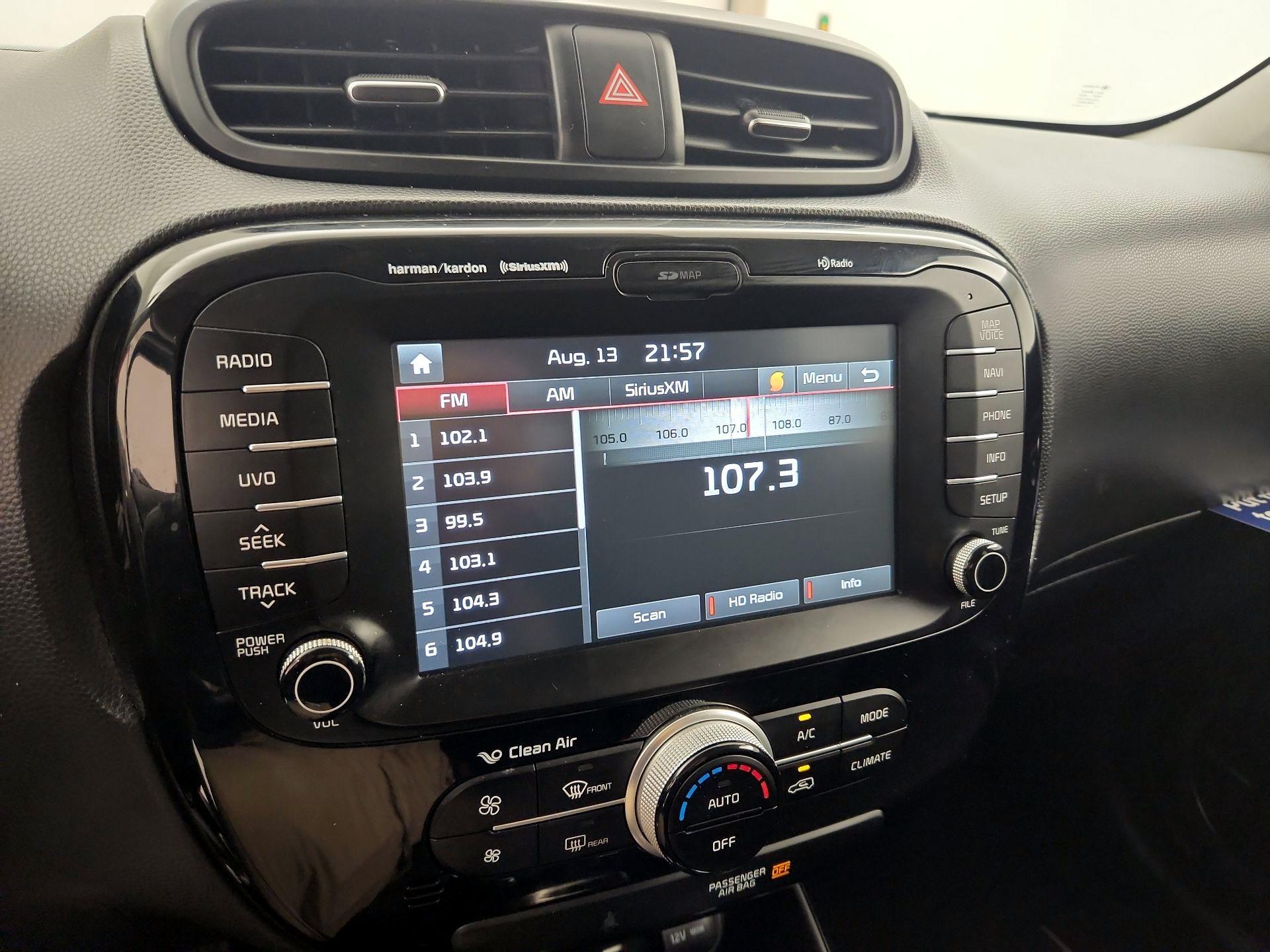 Thumbnail: 2017 Kia Soul - 16