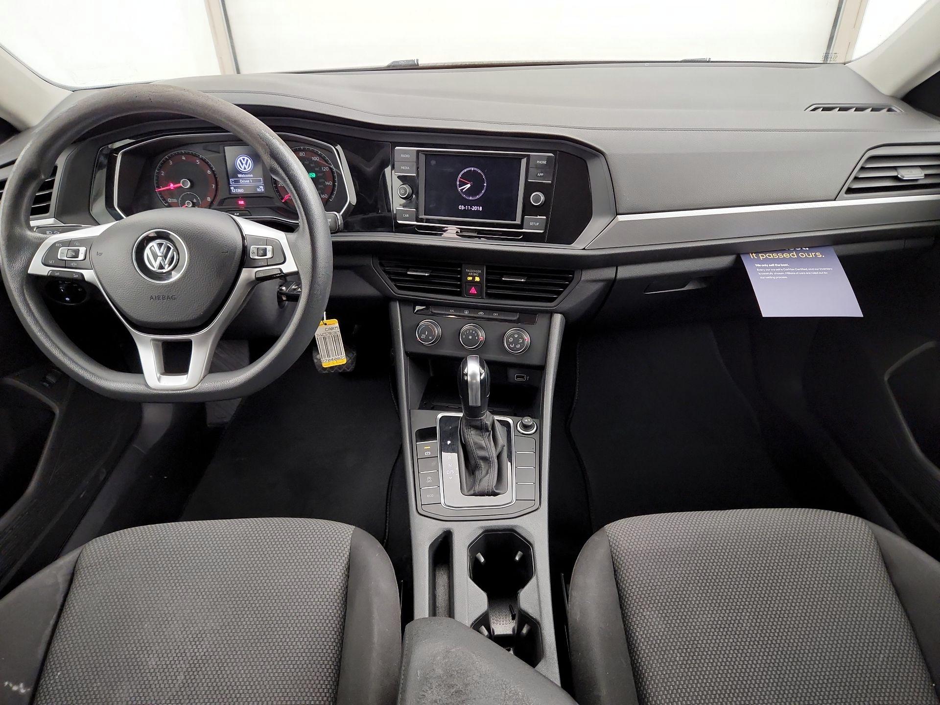 Thumbnail: 2019 Volkswagen Jetta - 9