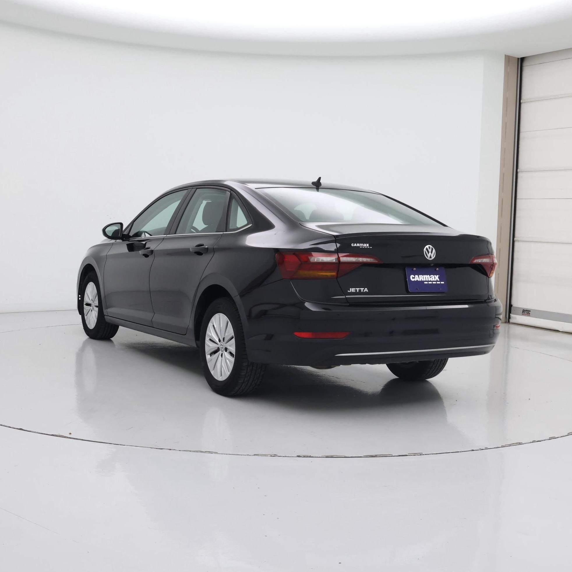 Thumbnail: 2019 Volkswagen Jetta - 2