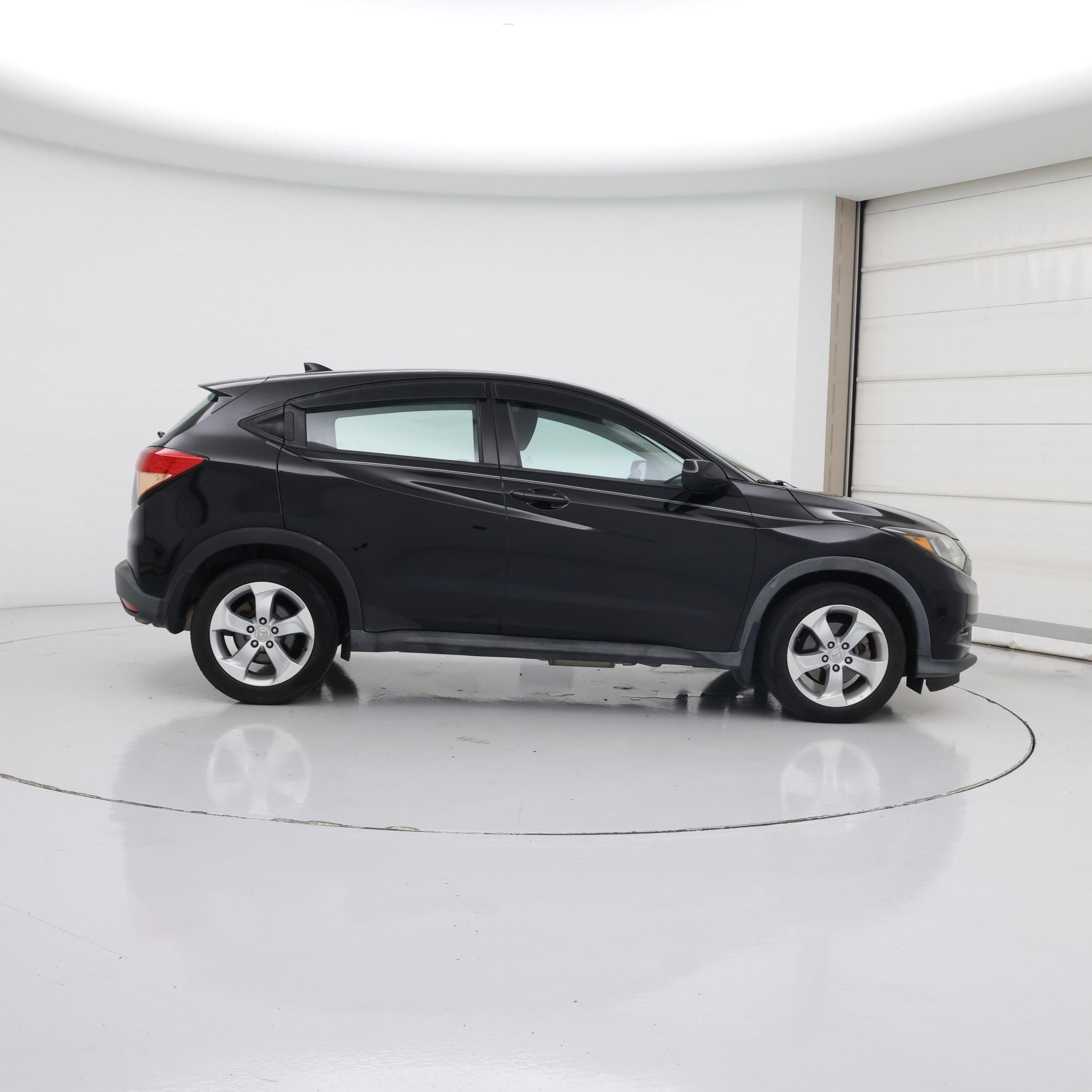 Thumbnail: 2016 Honda HR-V - 7