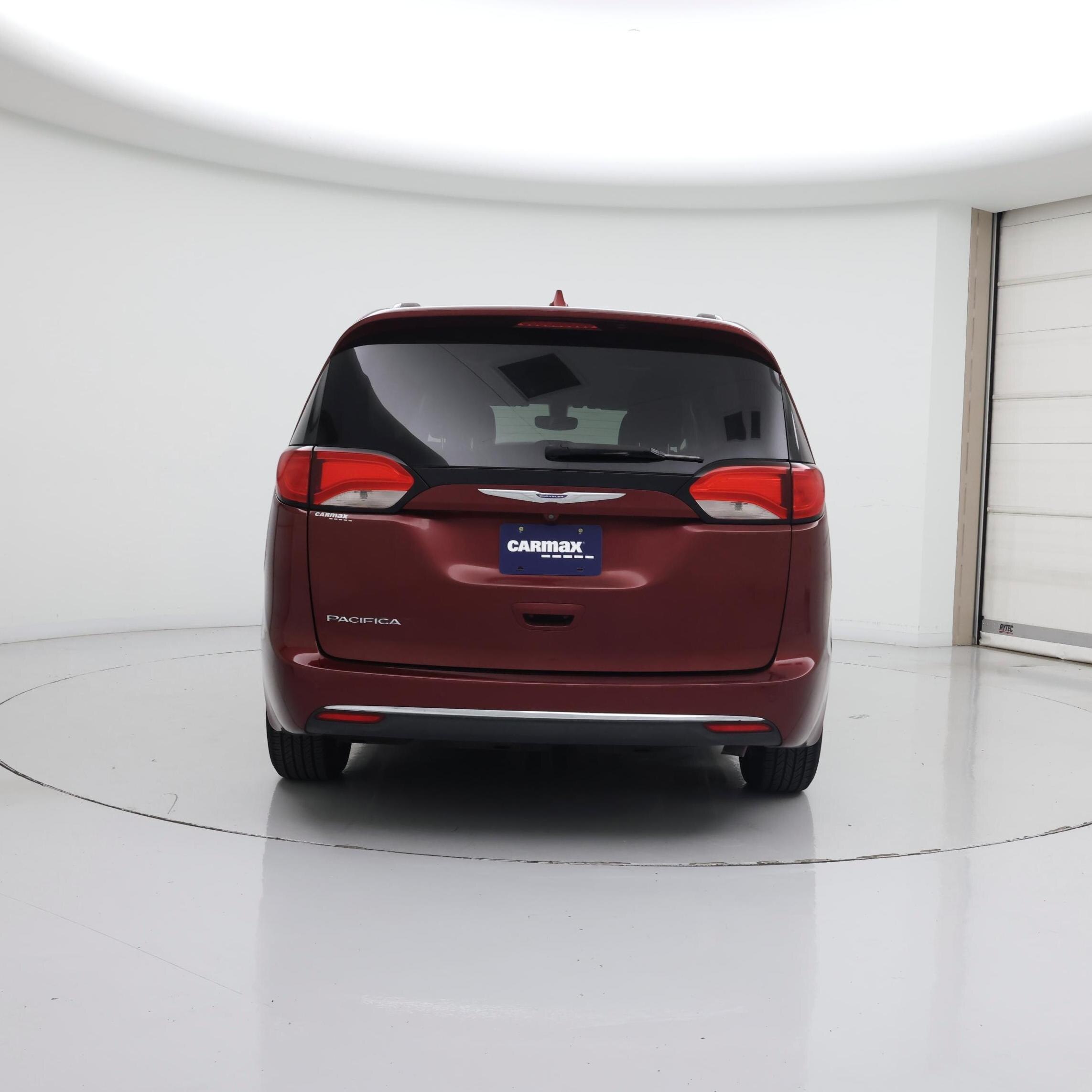 Thumbnail: 2020 Chrysler Pacifica - 6
