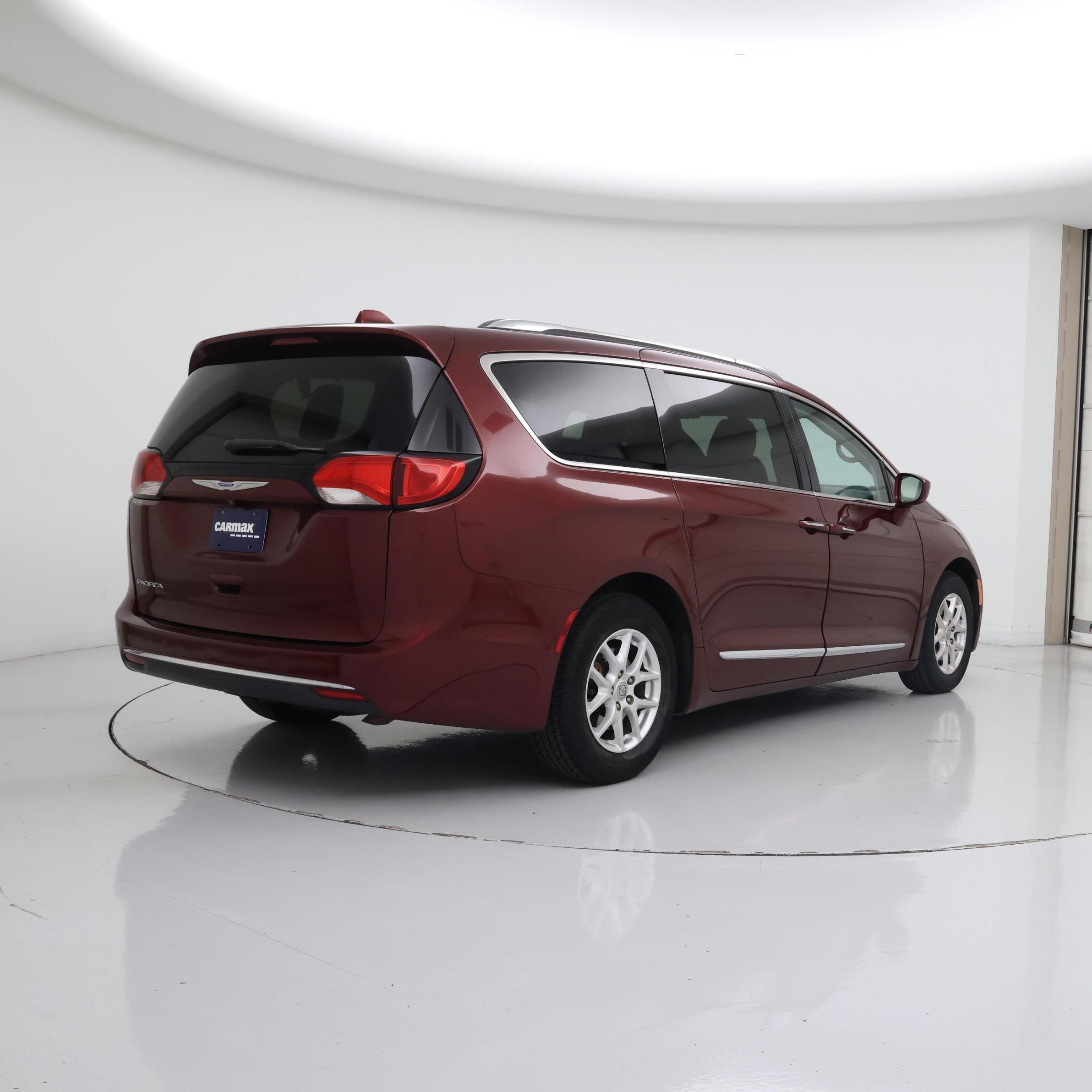 Thumbnail: 2020 Chrysler Pacifica - 8