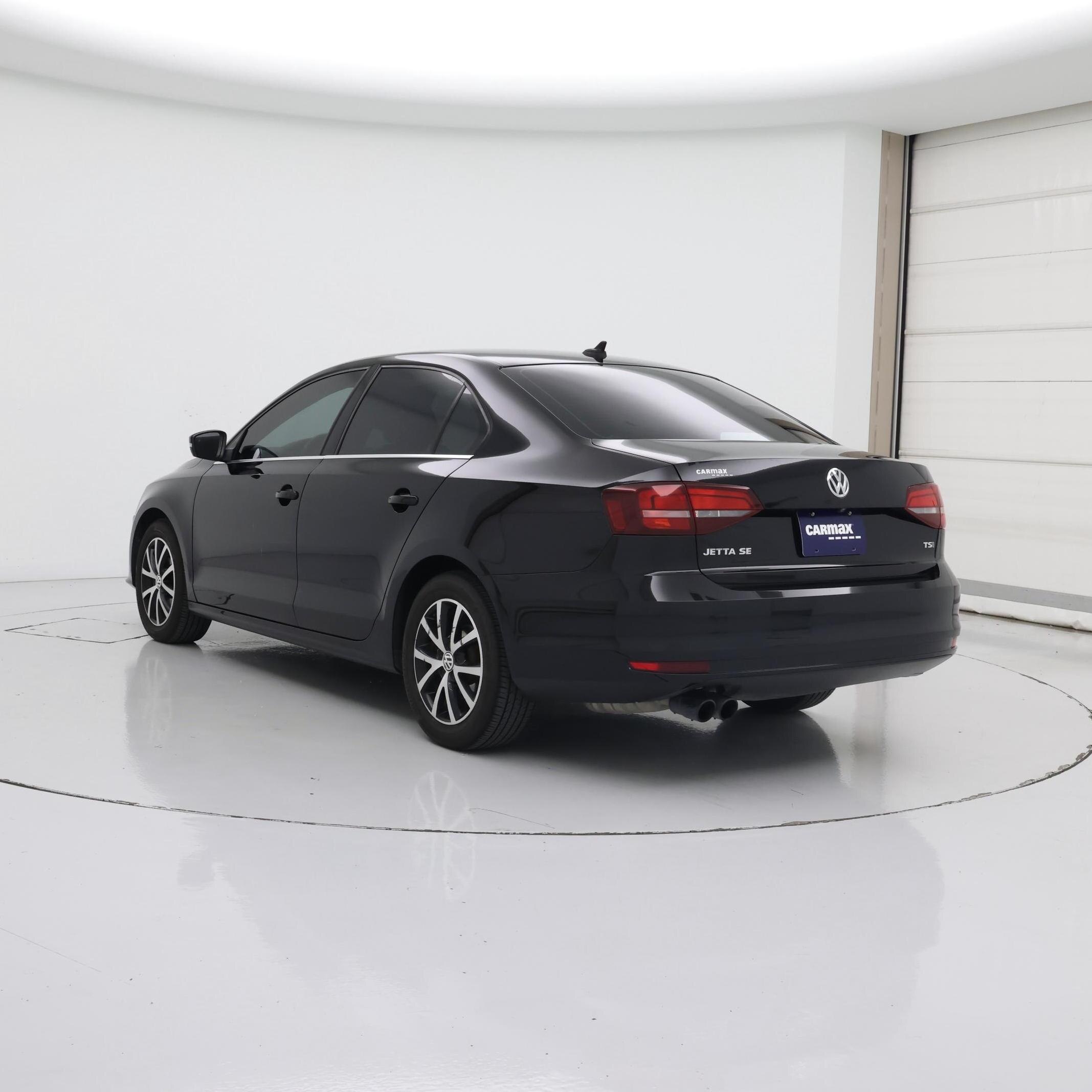 Thumbnail: 2017 Volkswagen Jetta - 2