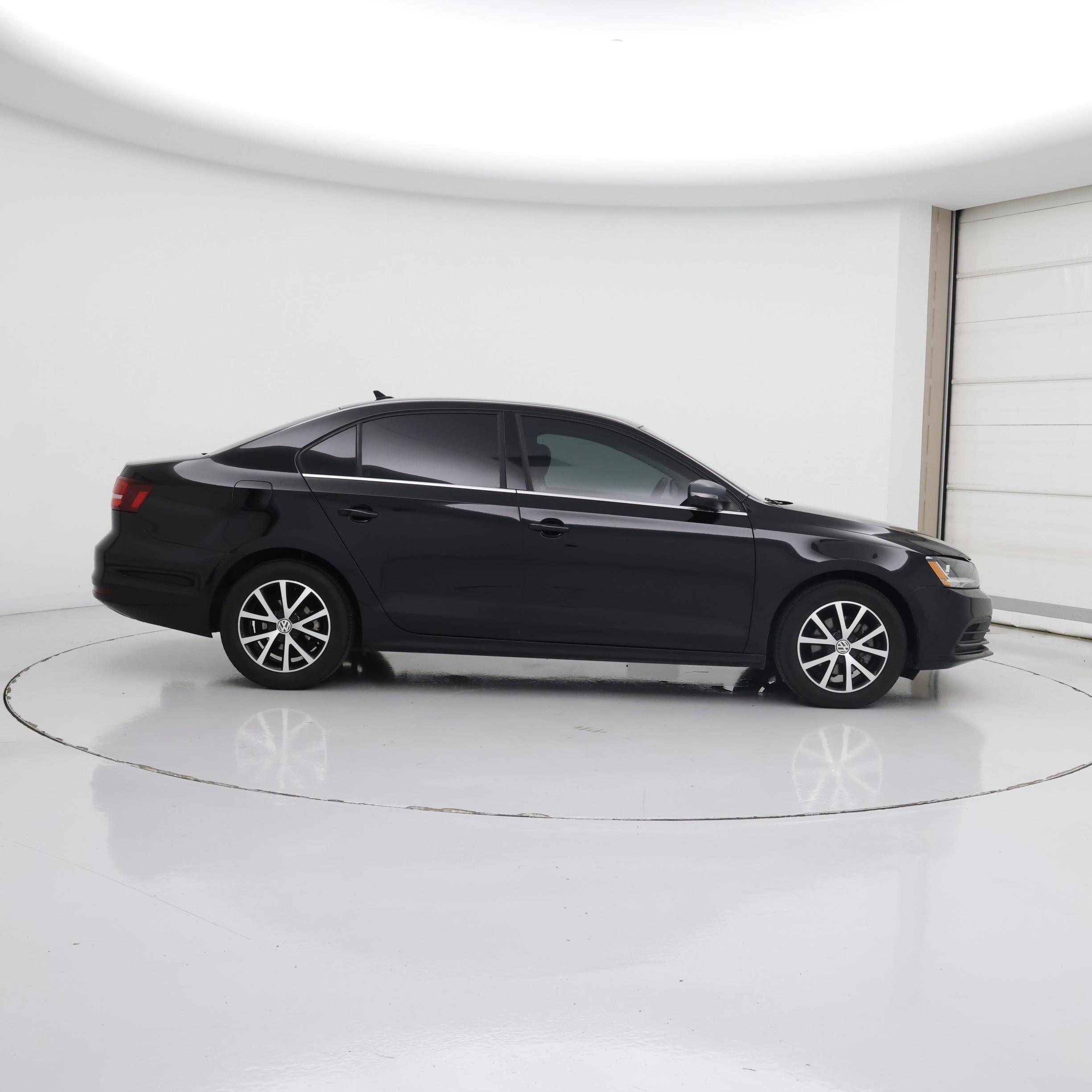 Thumbnail: 2017 Volkswagen Jetta - 7